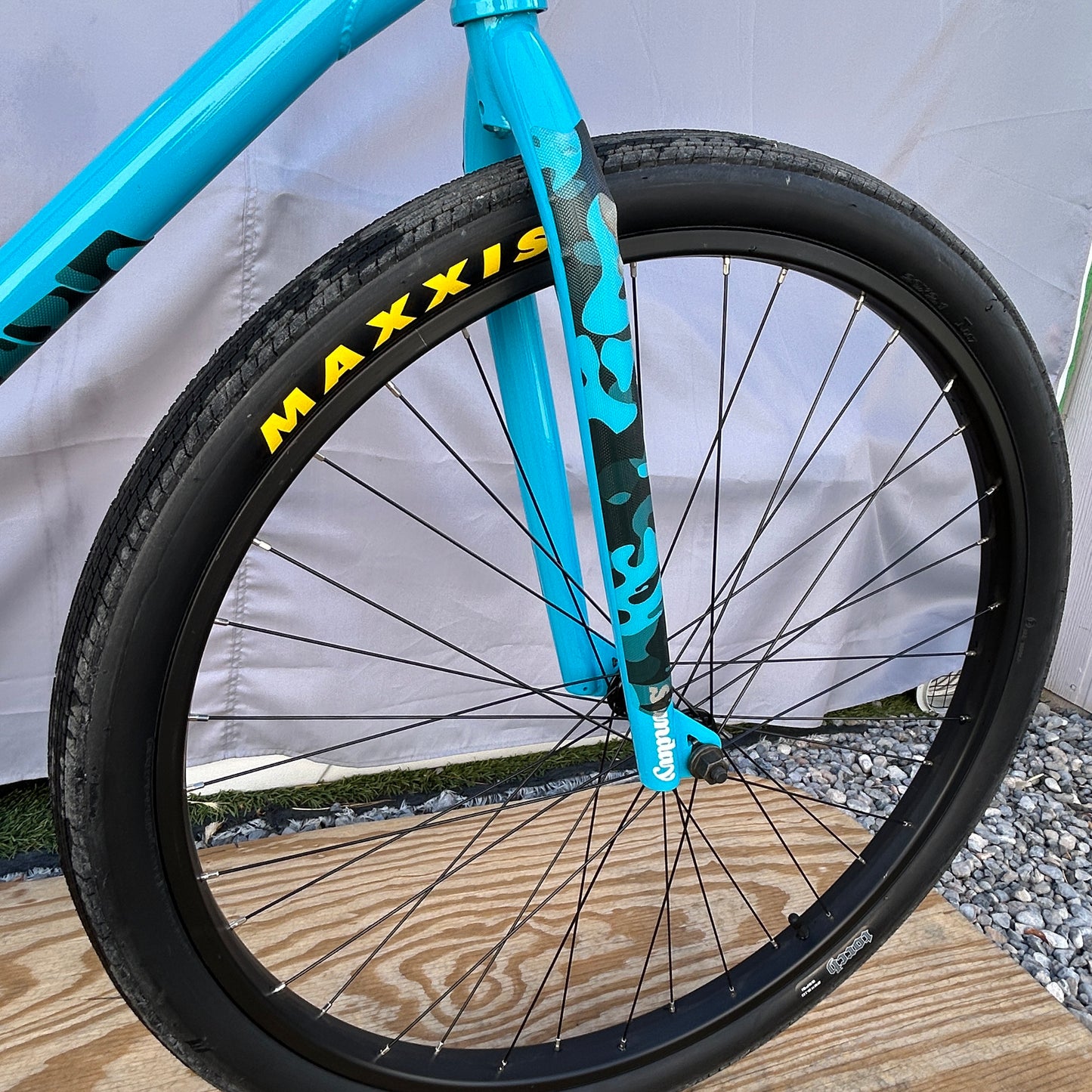 Sunday High C 29″ Complete BMX Bike - Gloss Surf Blue