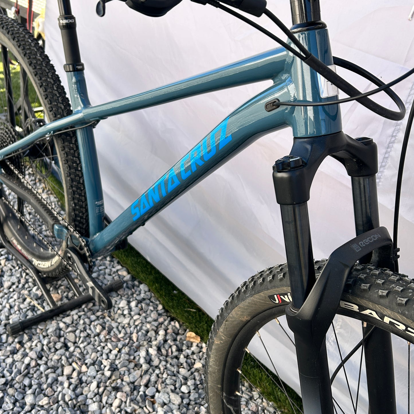 2022 Santa Cruz Chameleon AL D 29 Hardtail Blue Navy Large