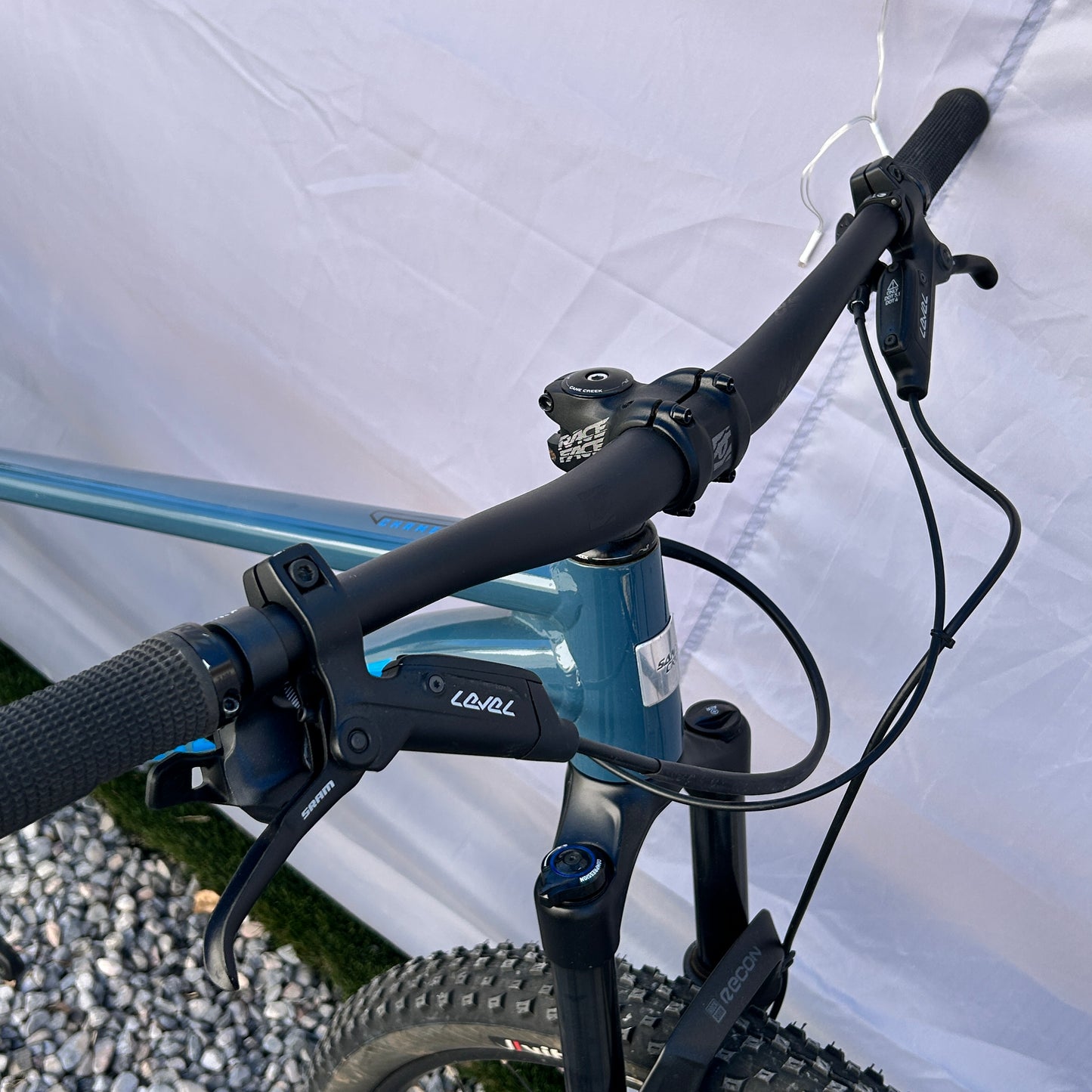 2022 Santa Cruz Chameleon AL D 29 Hardtail Blue Navy Large