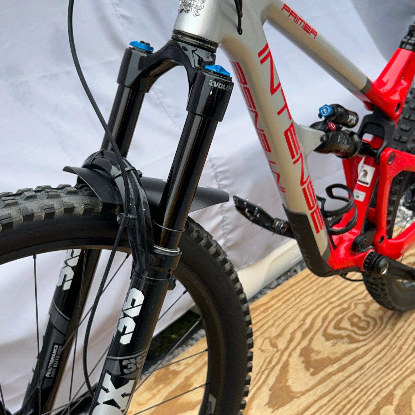 2023 Intense Primer Pro 29 Size M Full Suspension Mountain Bike