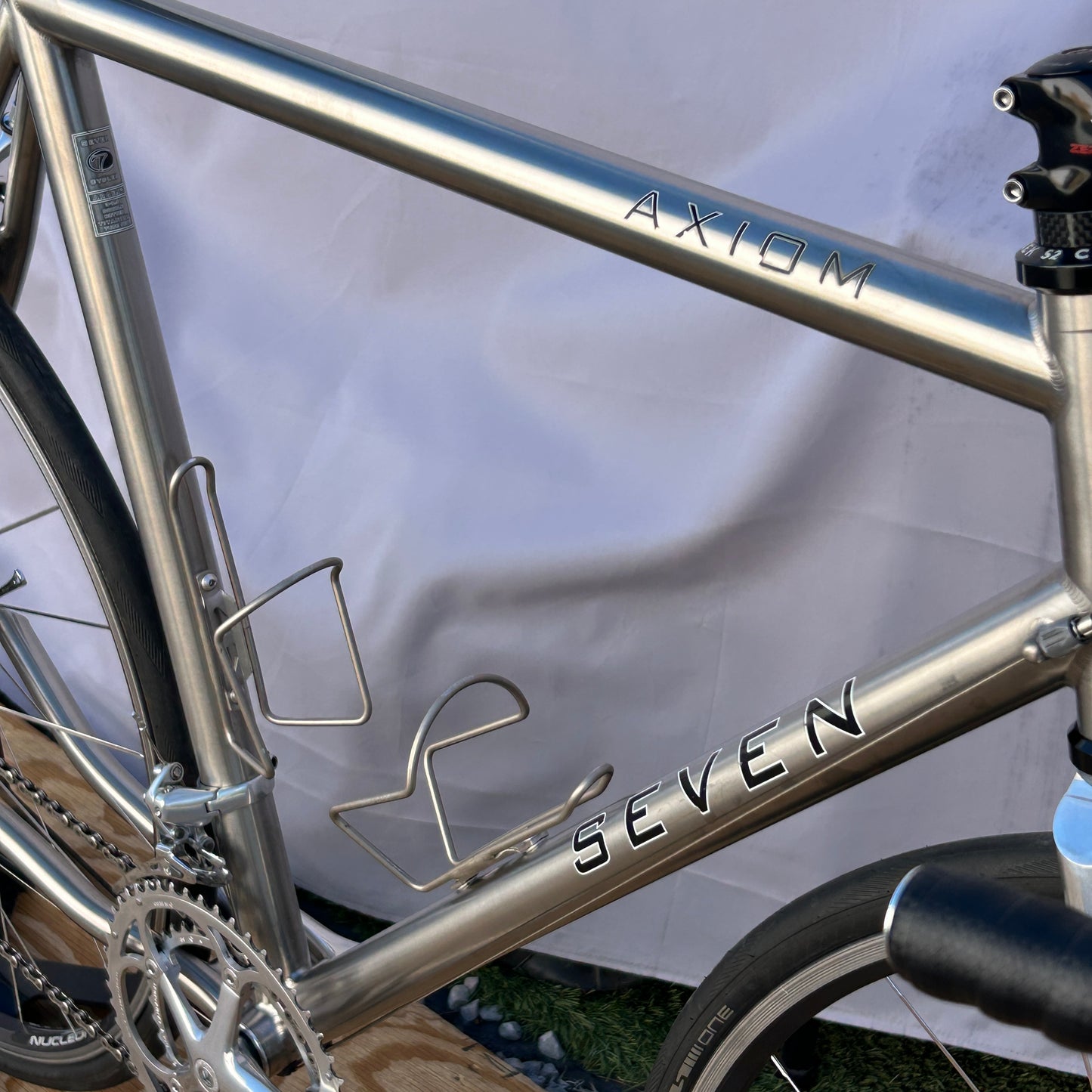 Seven Cycles Axium Road Bike 56 cm Campagnolo Record Nucleon