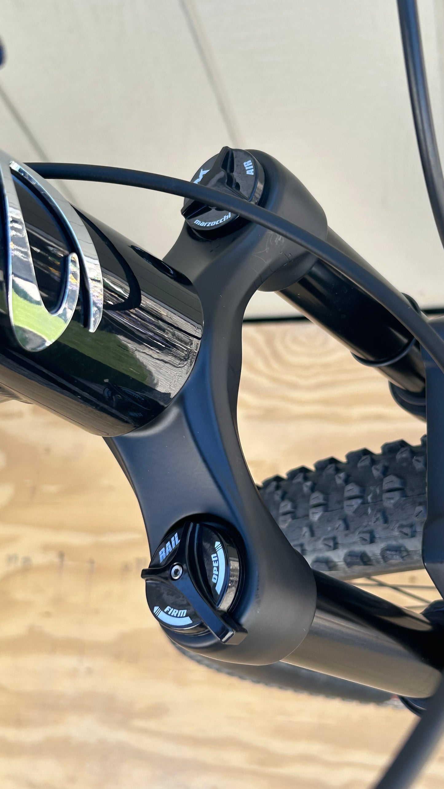 2019 Niner Air 9 Single Speed Large Mountain Bike Black/Blue