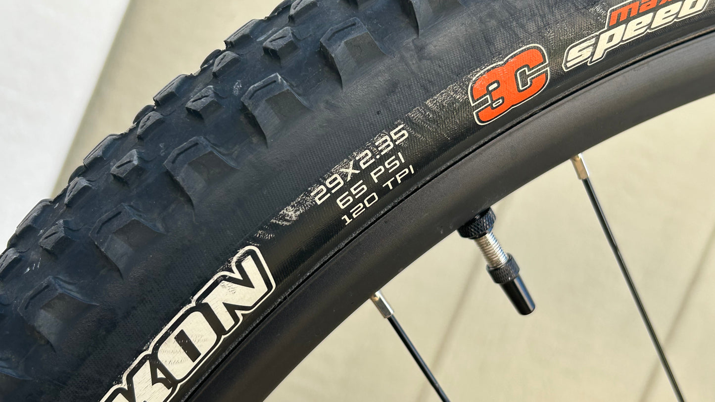 2019 Niner Air 9 Single Speed Large Mountain Bike Black/Blue