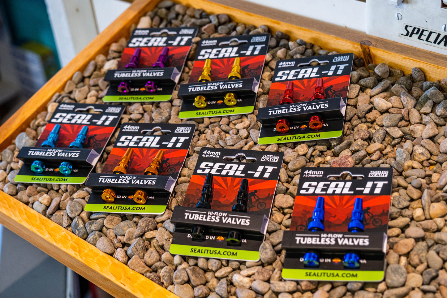 Seal-It Hi-Flow Tubeless Valves - One pair Multicolors