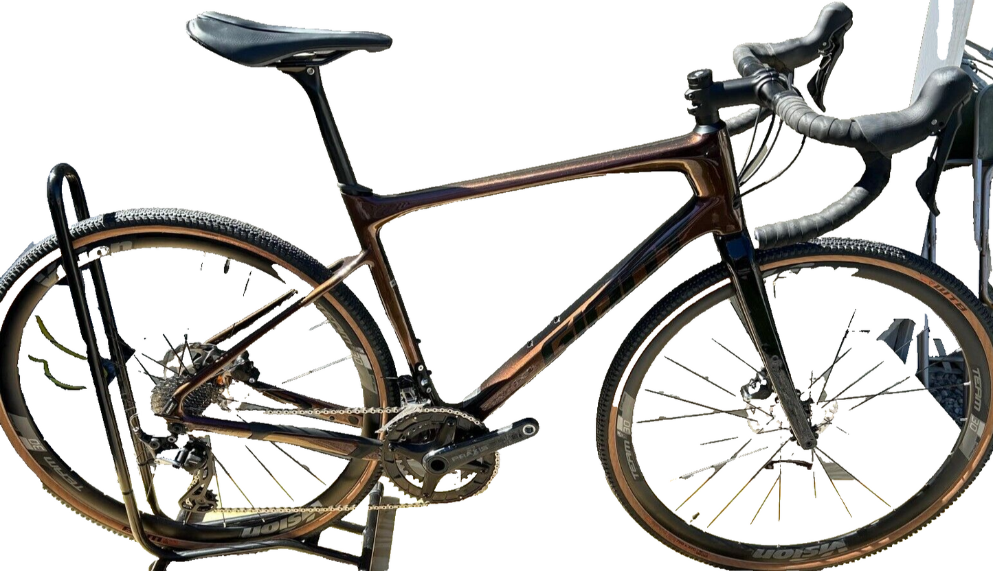 2021 GIANT REVOLT ADVANCED PRO 1 M/L GRX CARBON GRAVEL BIKE CUSTOM NEW WHEELS