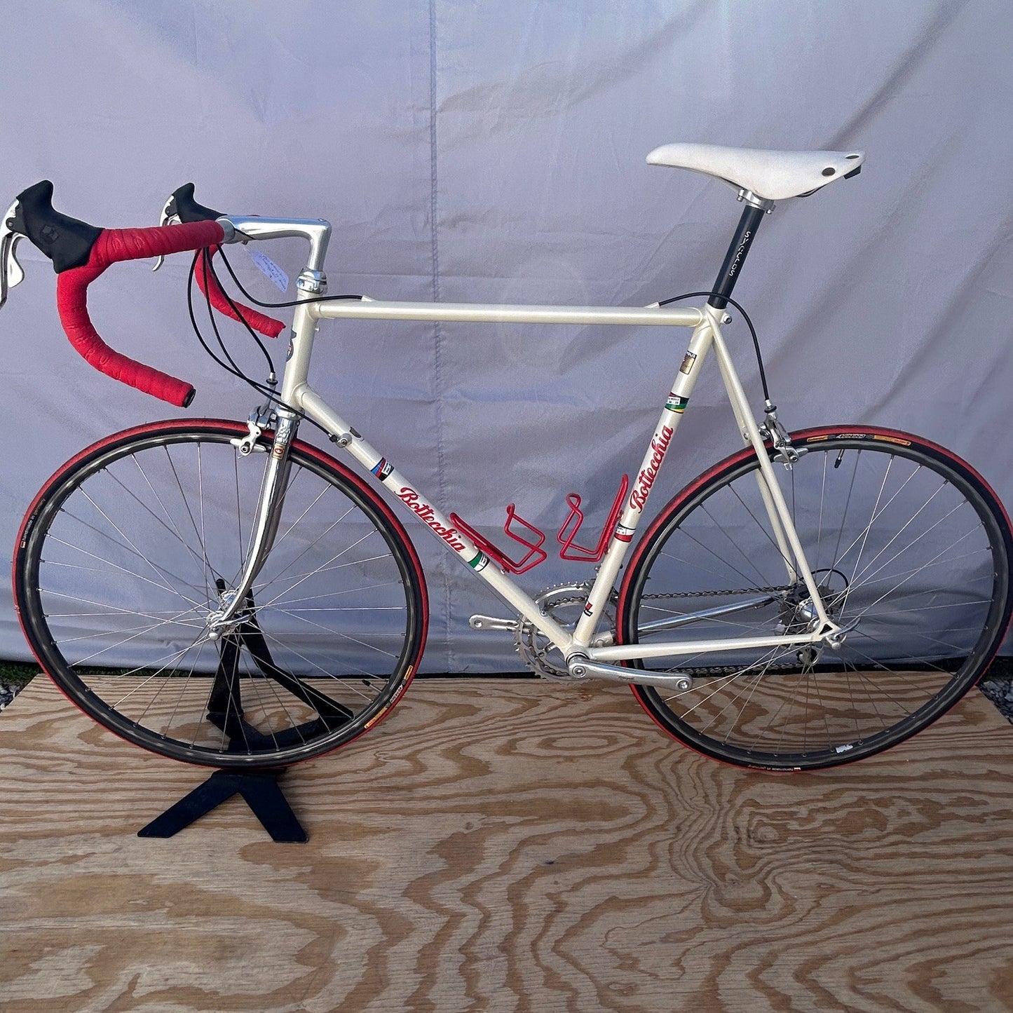 Bottecchia Vintage Bicycle Original Campagnolo Chorus 9