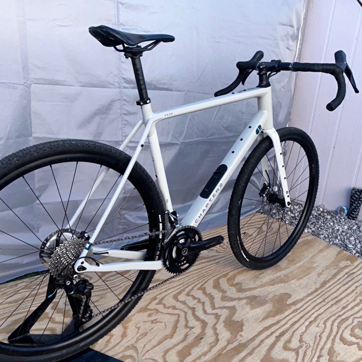 CHAPTER2 KAHA GREY/BLUE CARBON GRAVEL BIKE SHIMANO GRX LARGE 56CM