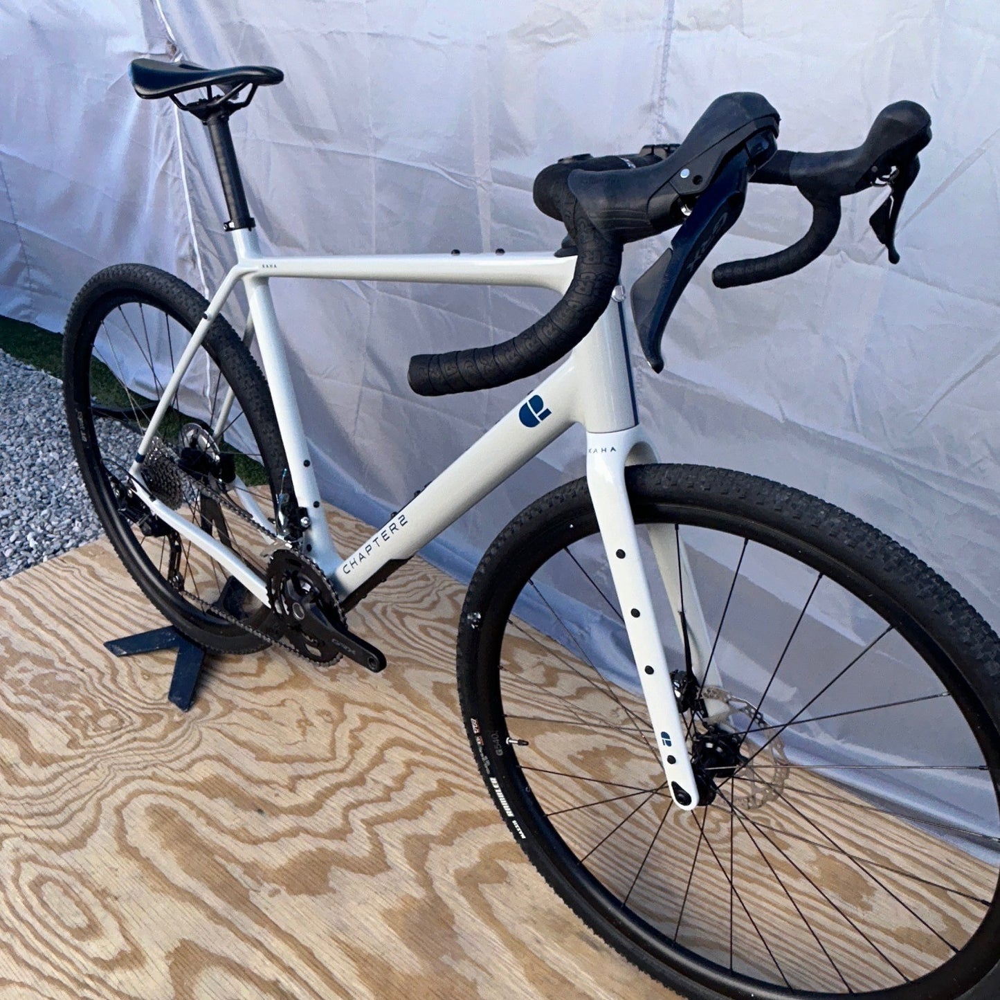 CHAPTER2 KAHA GREY/BLUE CARBON GRAVEL BIKE SHIMANO GRX LARGE 56CM