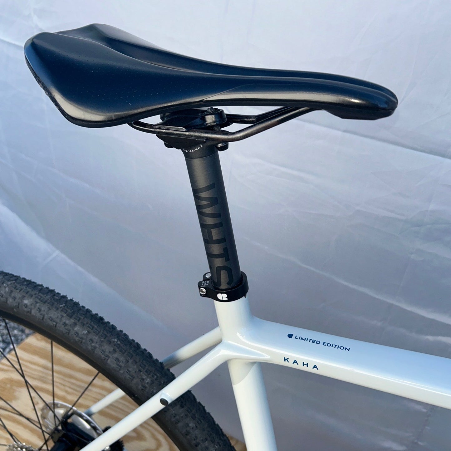 CHAPTER2 KAHA GREY/BLUE CARBON GRAVEL BIKE SHIMANO GRX LARGE 56CM
