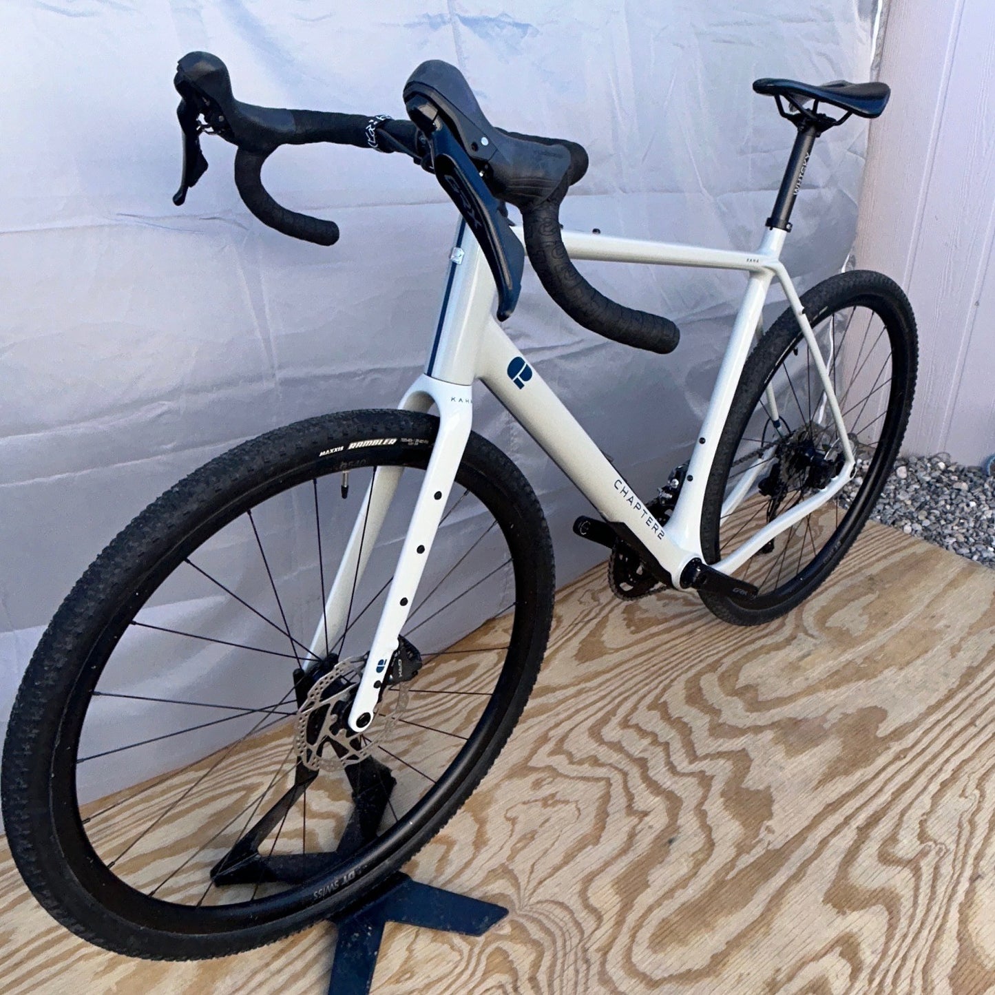 CHAPTER2 KAHA GREY/BLUE CARBON GRAVEL BIKE SHIMANO GRX LARGE 56CM