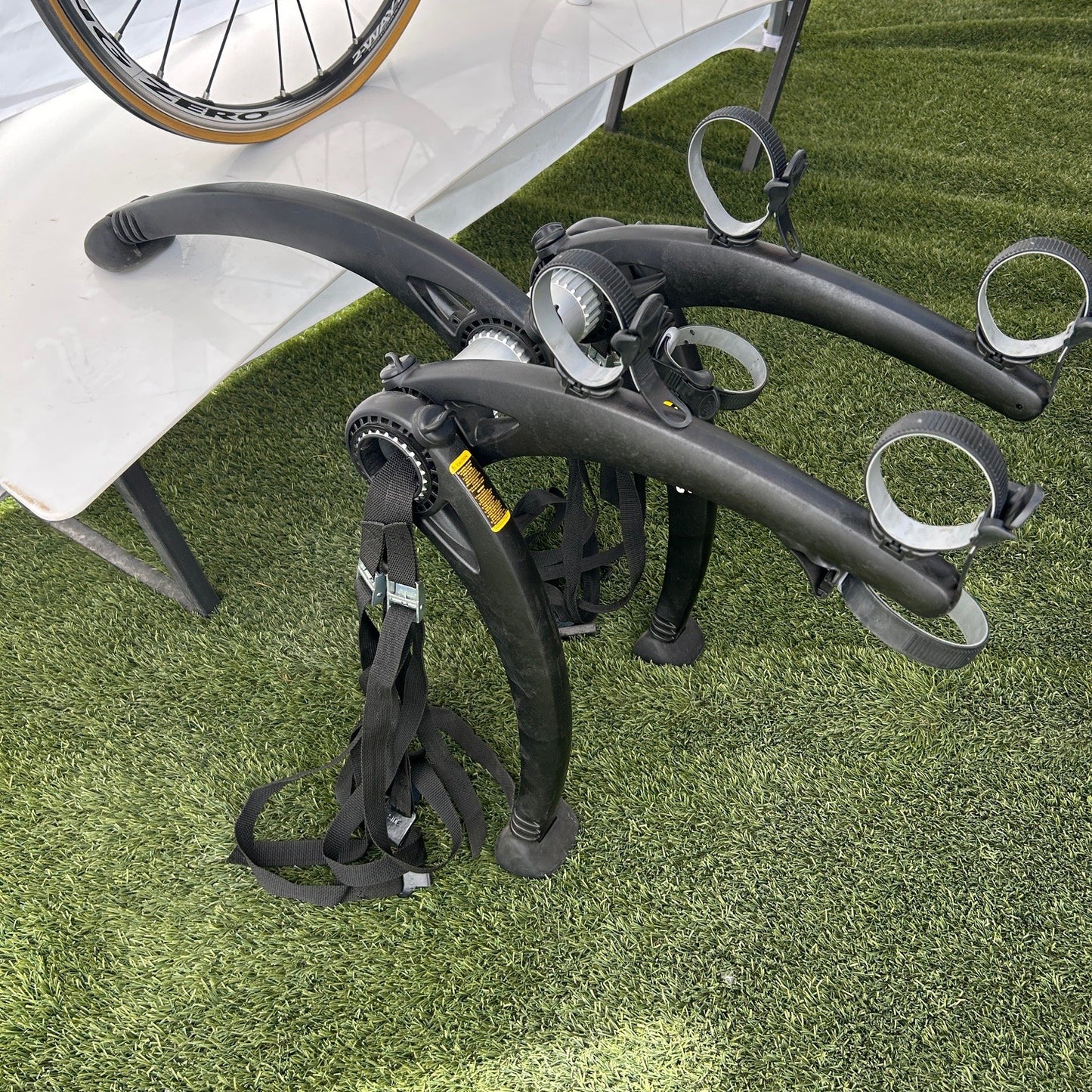 Saris Bones Trunk Rack 2 bikes Grey