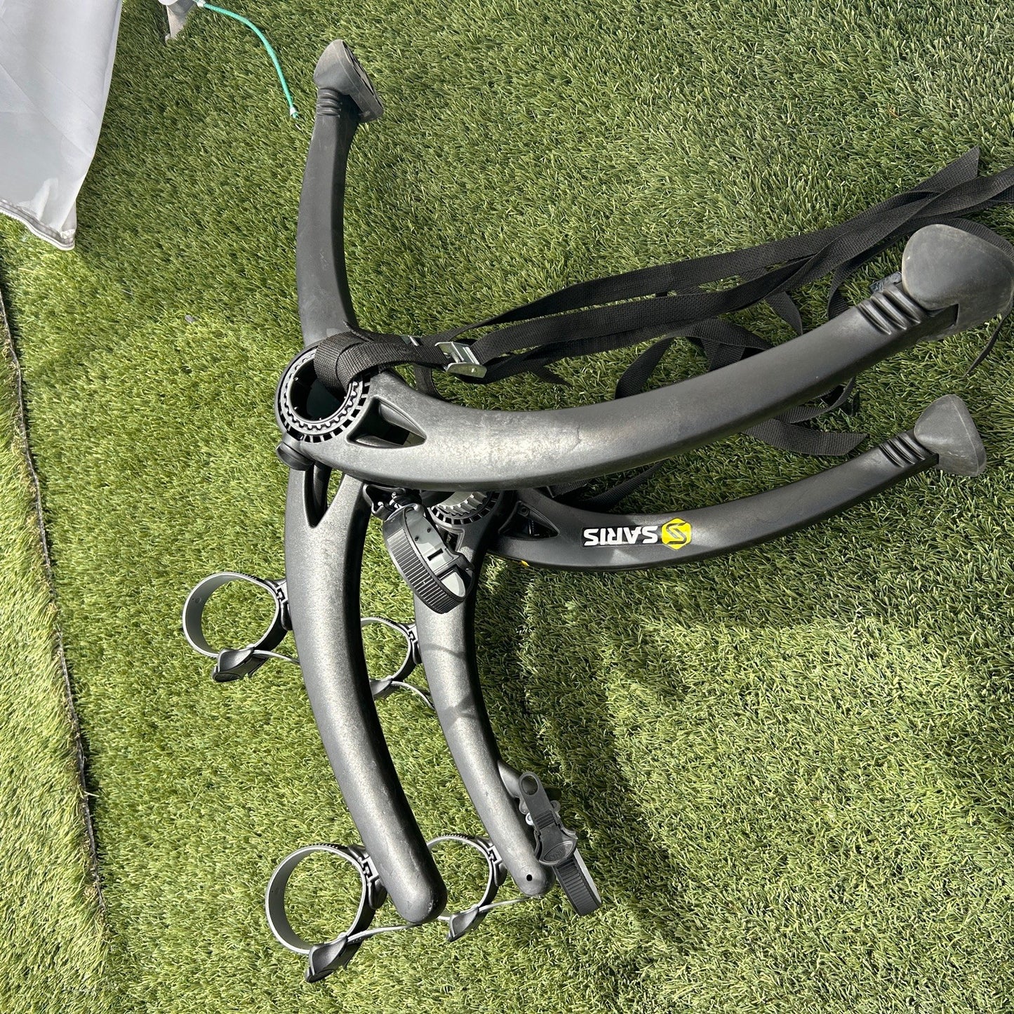 Saris Bones Trunk Rack 2 bikes Grey