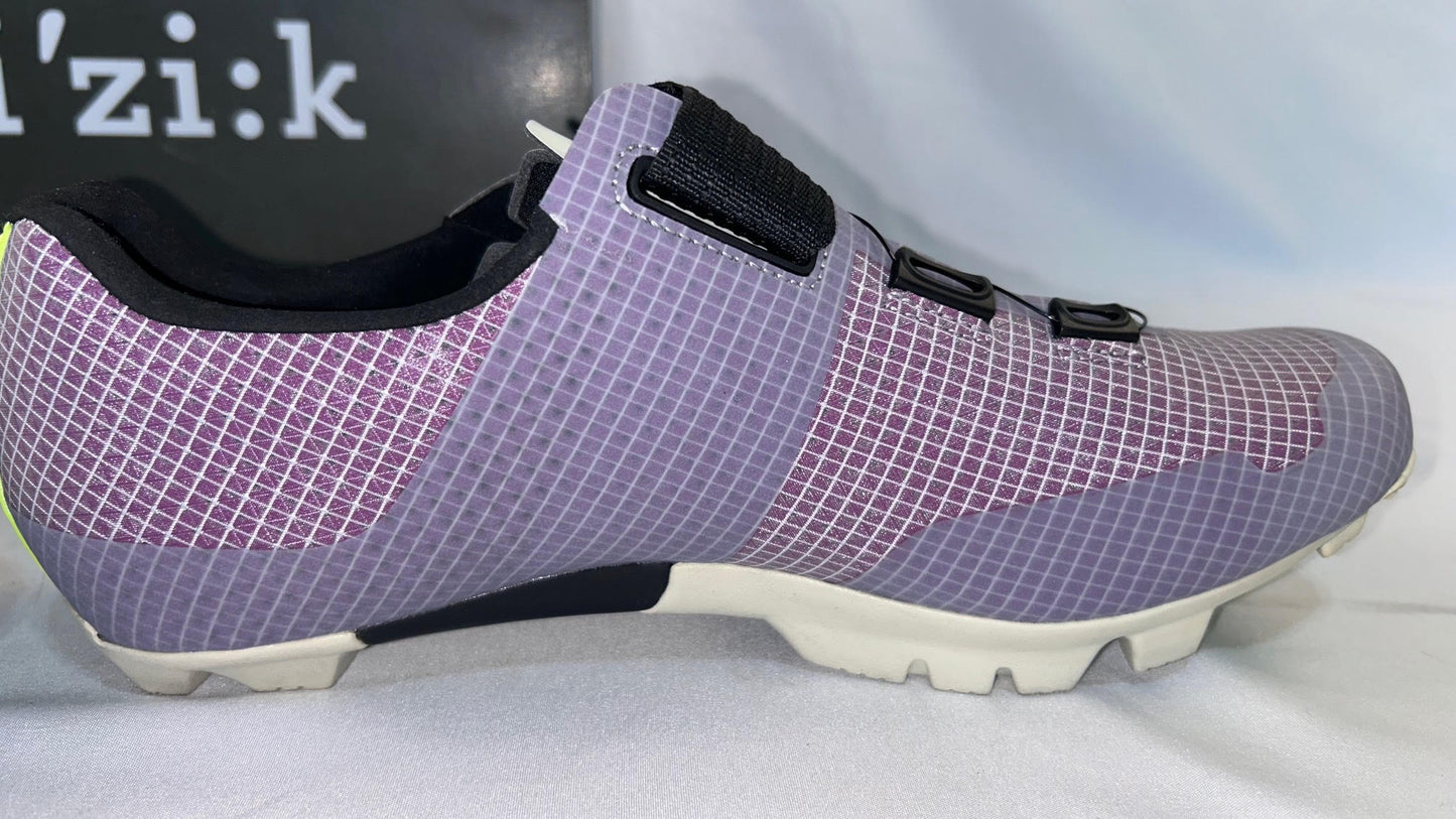 Fi'zi:k Vento Ferox Carbon Mountain Bike Shoe Men's Lilac/White Fizik Gravel