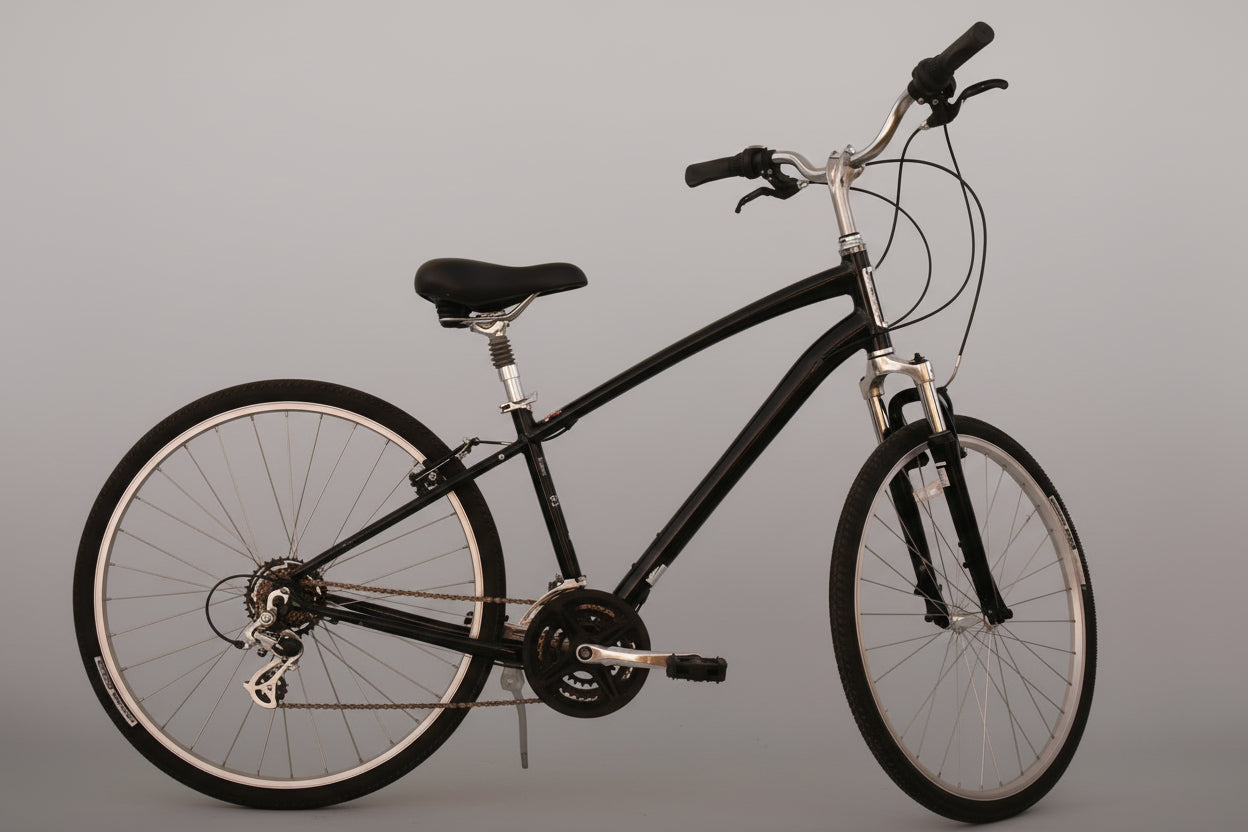 Specialized Globe Carmel 3 Comfort Hybrid Bike Medium