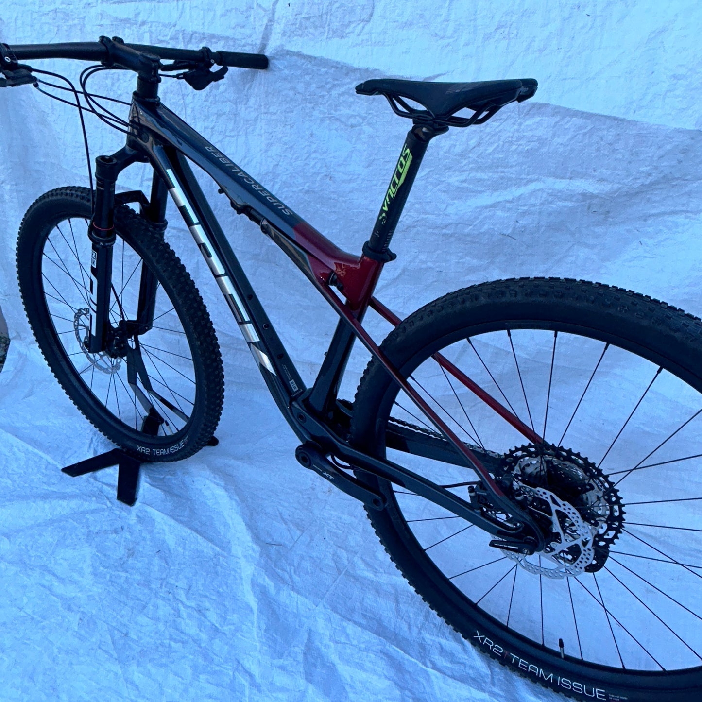 Trek Supercaliber 9.7 Gen 1 Med Full Suspension Mountain Bike, 2023