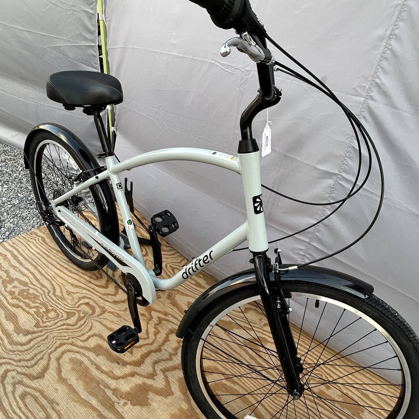 Sun Bicycles Drifter 7 Speed Bike Path Step-Over