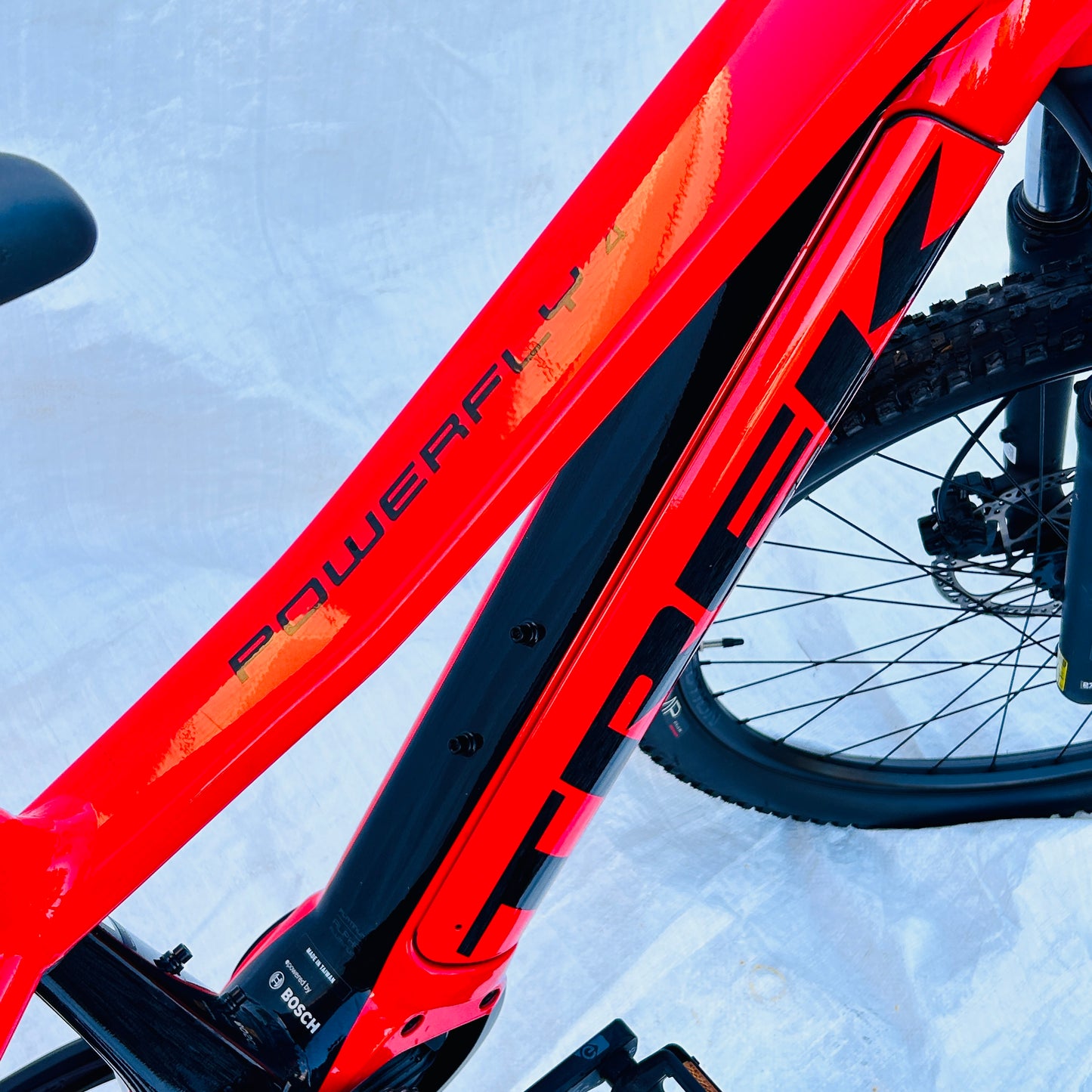 2021 Trek Powerfly 4 Electric Mountain Bike Red 27.5" Gen 3 Small