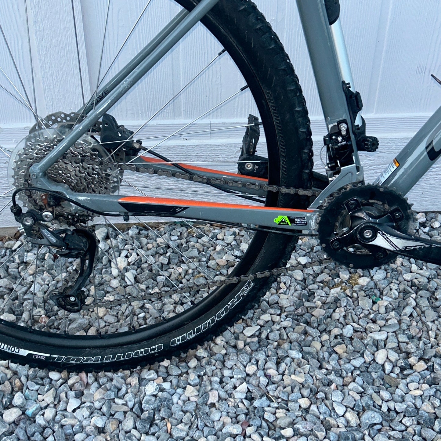 Cannondale Trail 7 Hardtail Mountain Bike Size Large Grey Used