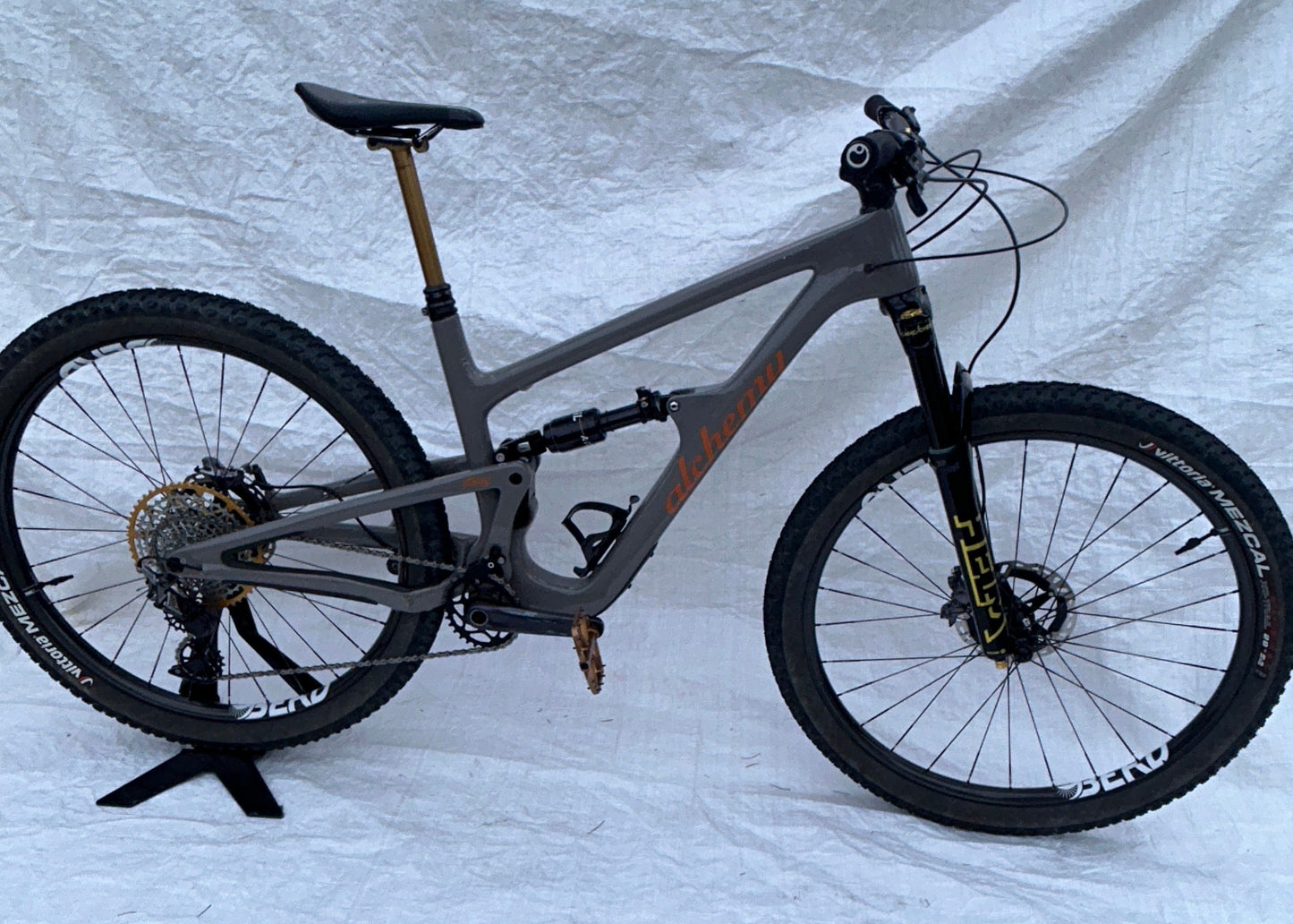 Alchemy Arktos 125 Custom Size Large Full Suspension Mountain Bike