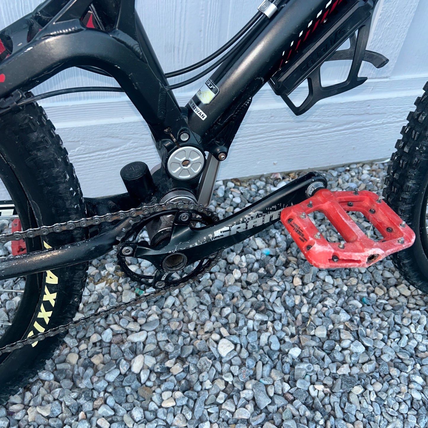 GT Sensor Elite 29er Full Suspension Mountain Bike Size Large Used