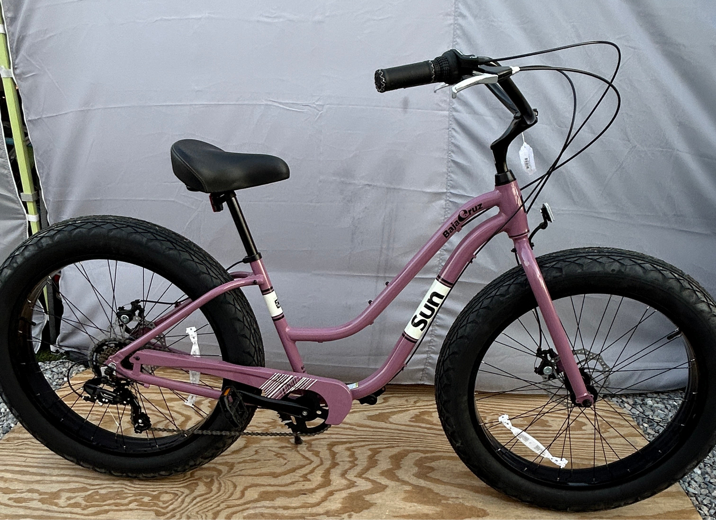 Sun Bicycles Baja Cruz 7 Speed 26" Beach Cruiser Twilight Purple