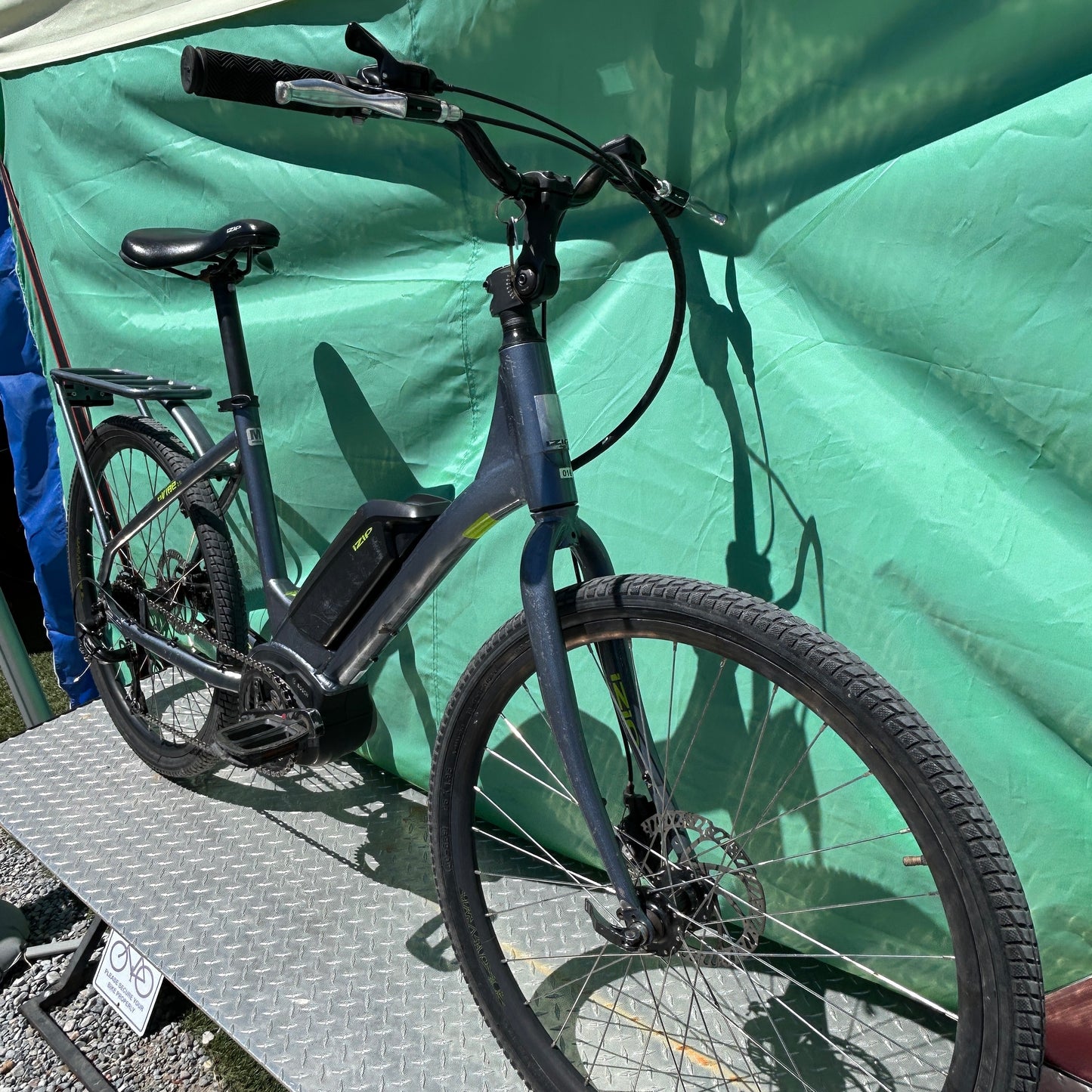IZIP Vibe 2.0 Step-Thru eBike Medium Grey Refurbished 4,543 Miles #16