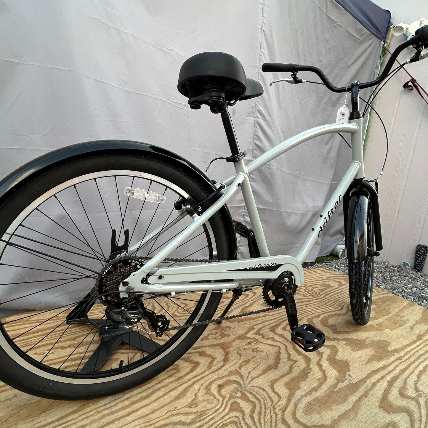 Sun Bicycles Drifter 7 Speed Bike Path Step-Over