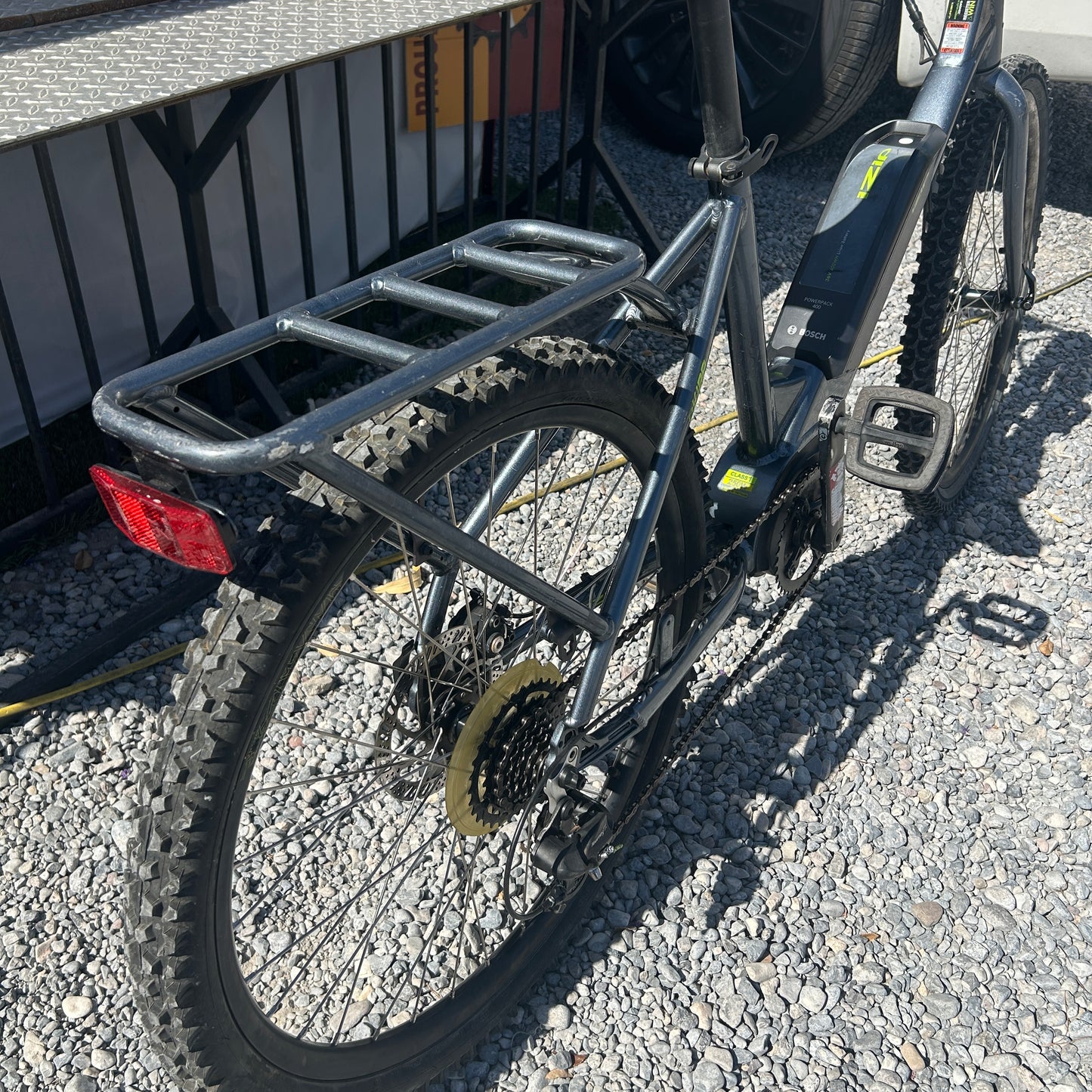 Izip Vibe 2.0 #28 Medium Grey 4,131 Miles Electric Bicycle