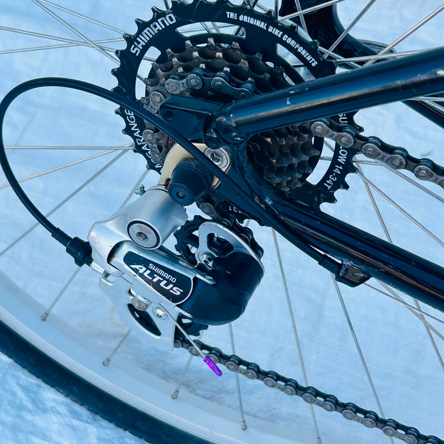 Specialized Globe Carmel 3 Comfort Hybrid Bike Medium