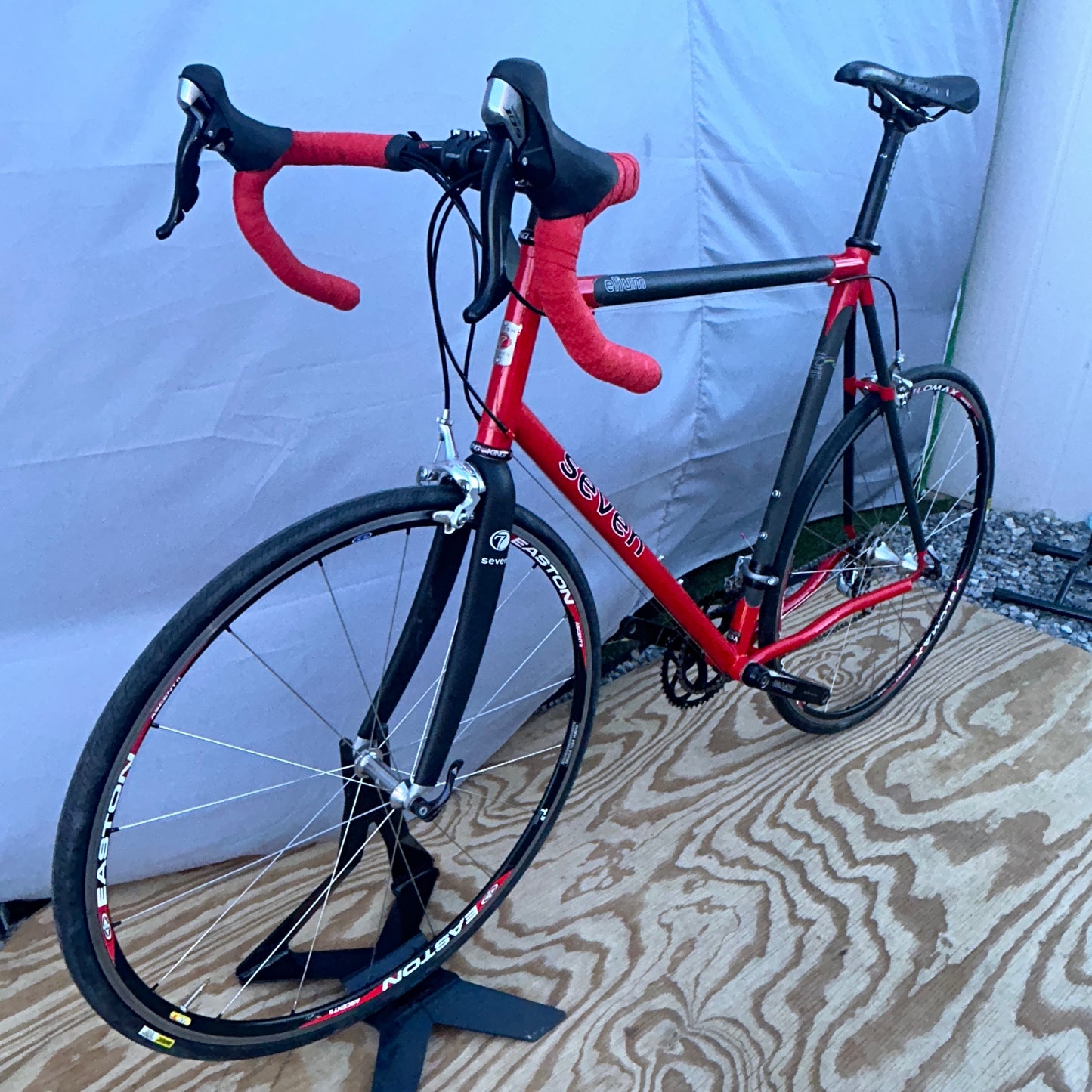Seven Cycles Elium Road Bike 60 cm custom Shimano Easton