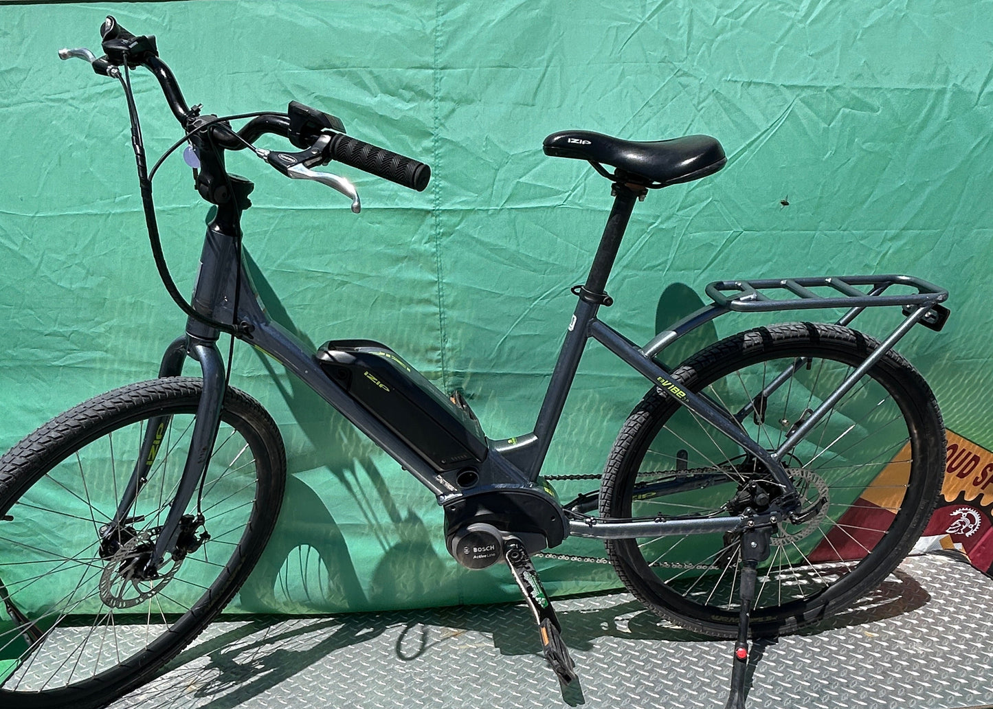 IZIP Vibe 2.0 Step-Thru eBike Medium Grey Refurbished 4,543 Miles #16