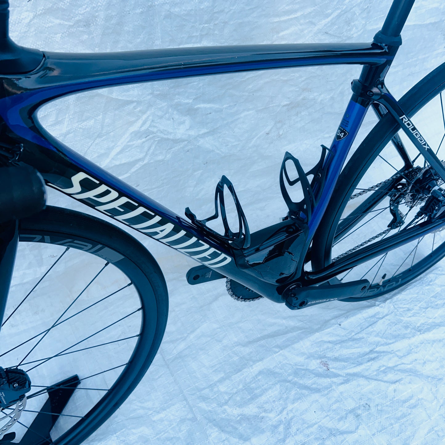 2018 Specialized Roubaix Expert Carbon Road Bike Blue 54 cm