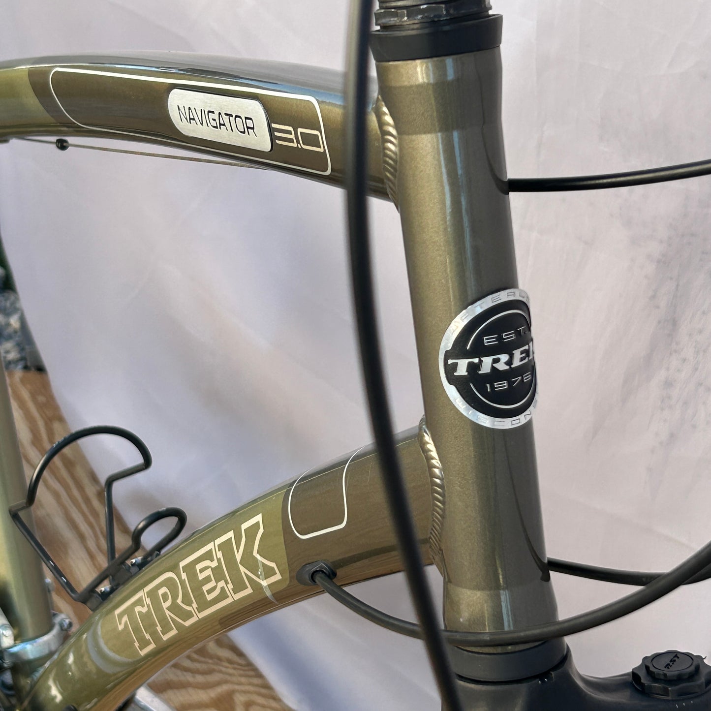 Trek Navigator 3.0 Comfort Bike Green Large