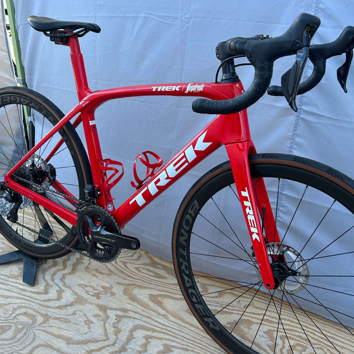 2022 TREK DOMANE SLR Gen 3 Dura Ace Di2 54cm Disc Road Bike