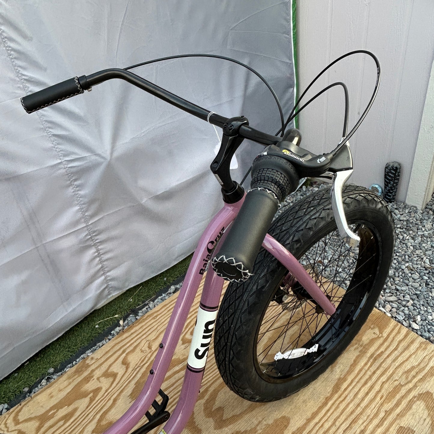 Sun Bicycles Baja Cruz 7 Speed 26" Beach Cruiser Twilight Purple