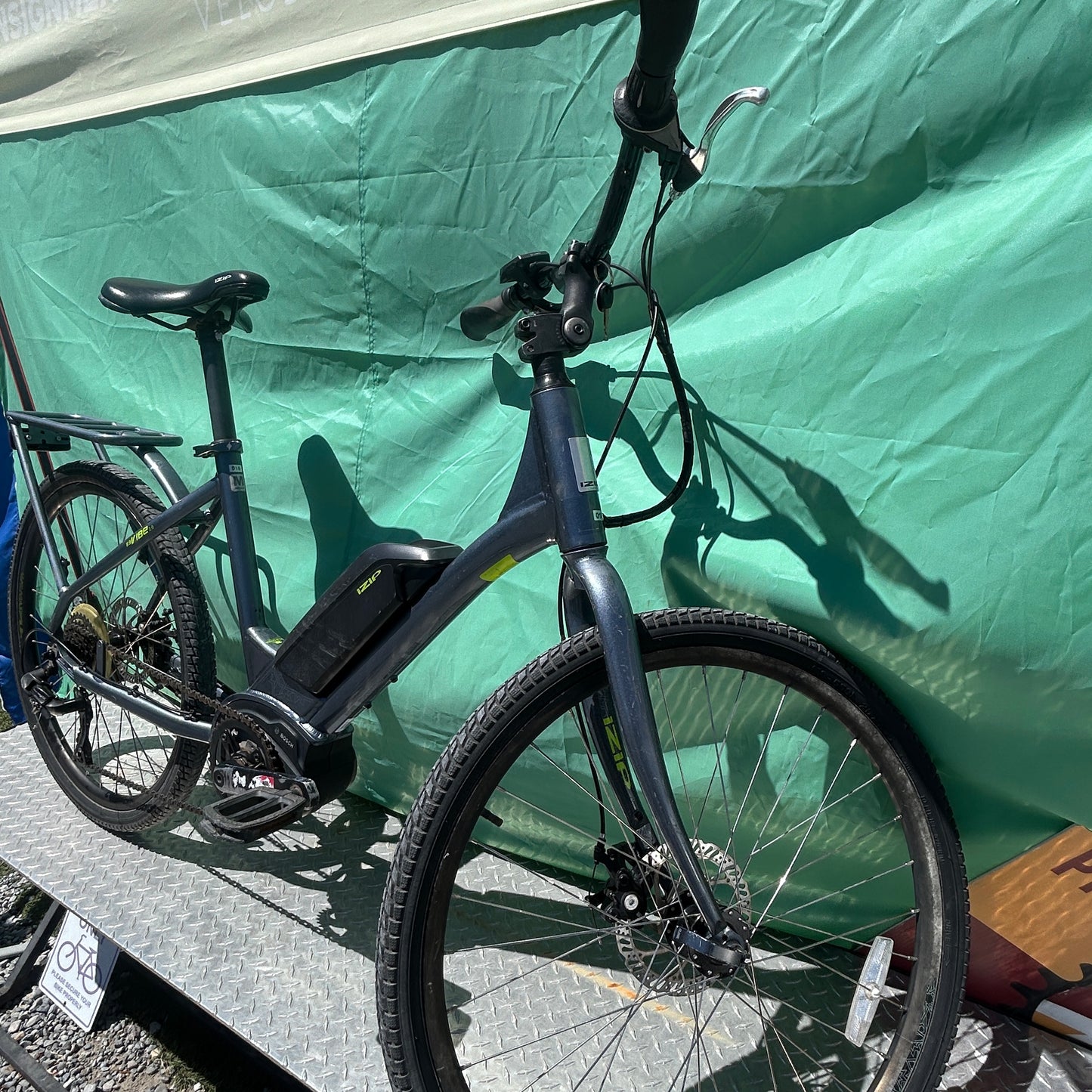 IZIP Vibe 2.0 Step-Thru eBike Medium Grey Refurbished 5,111 Miles #18