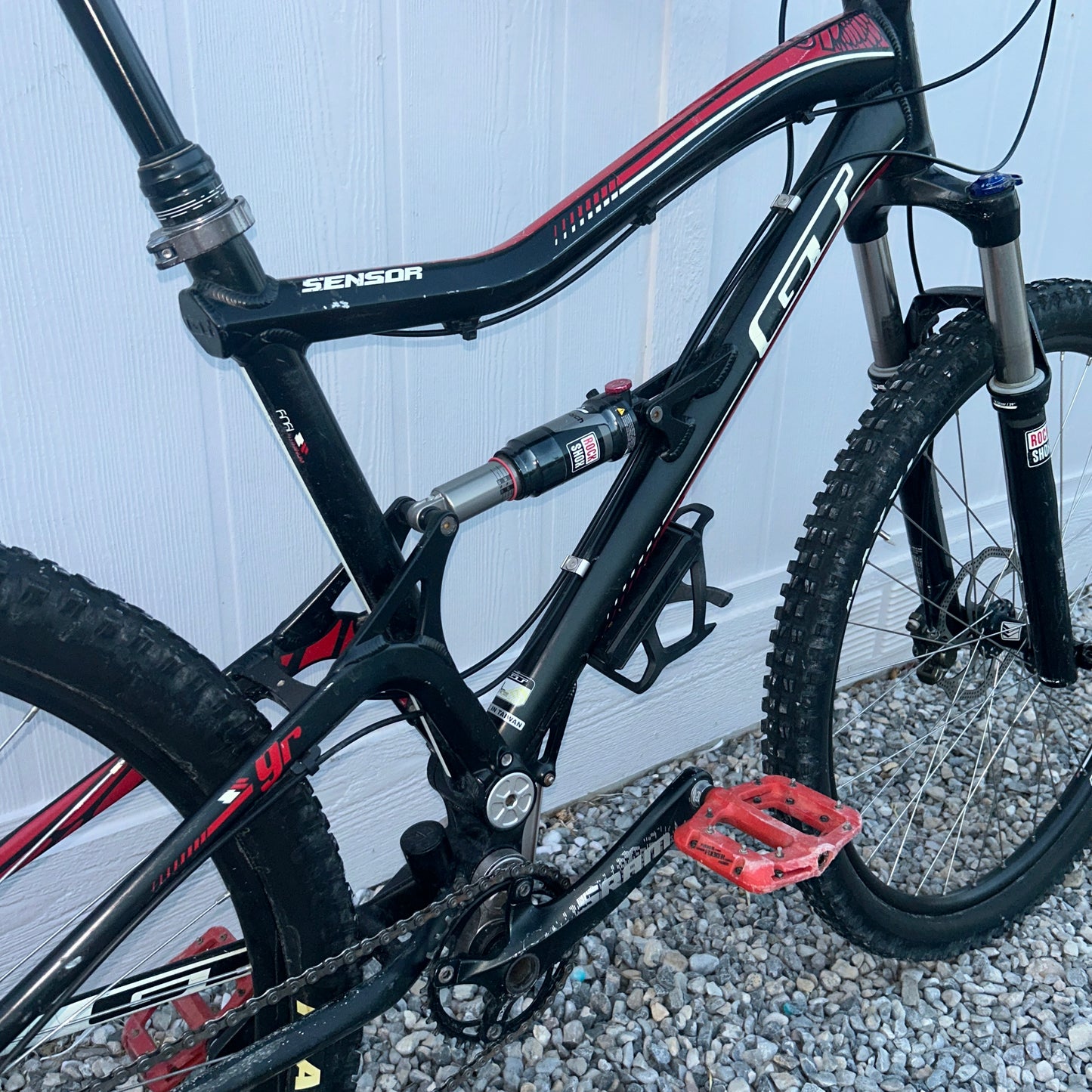 GT Sensor Elite 29er Full Suspension Mountain Bike Size Large Used