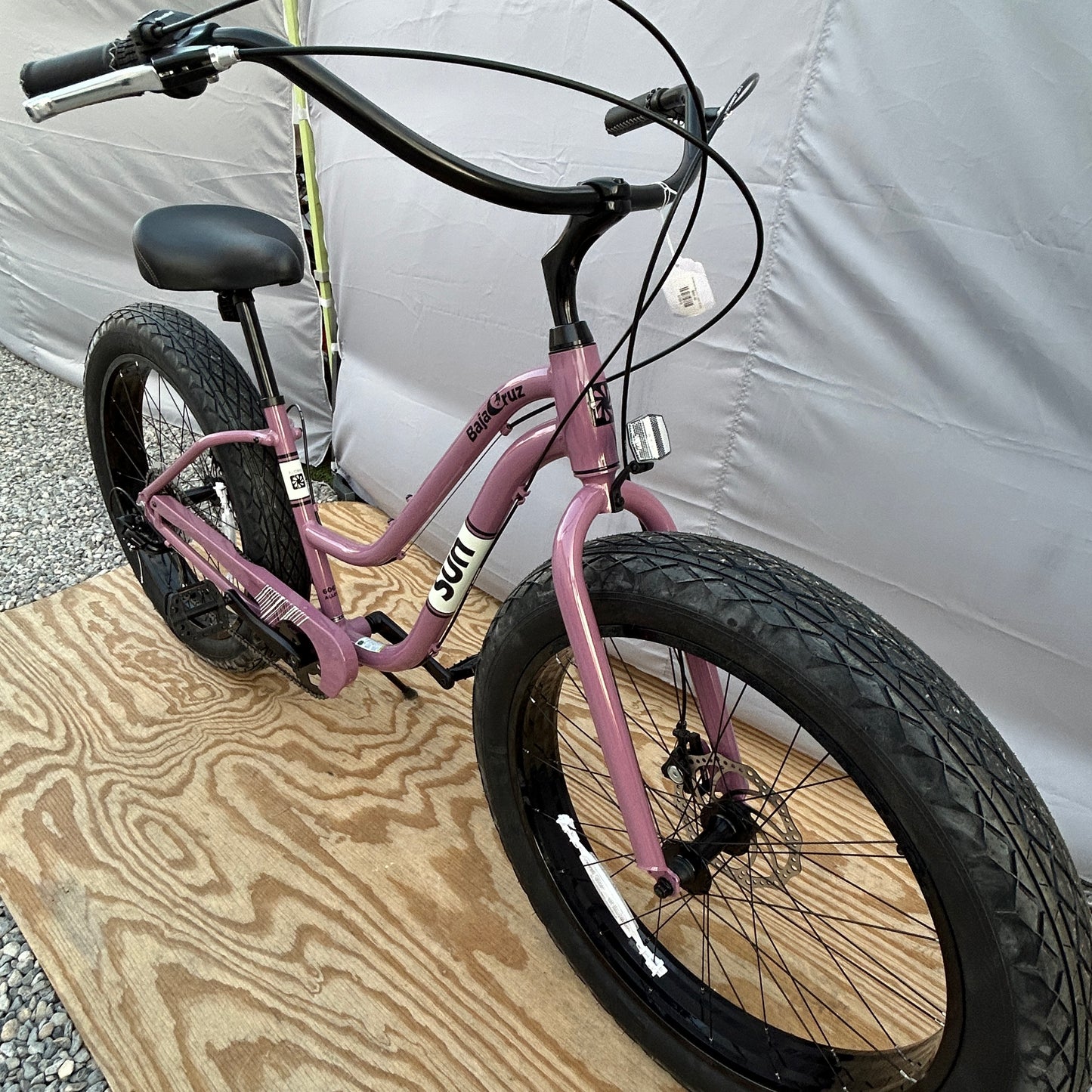 Sun Bicycles Baja Cruz 7 Speed 26" Beach Cruiser Twilight Purple