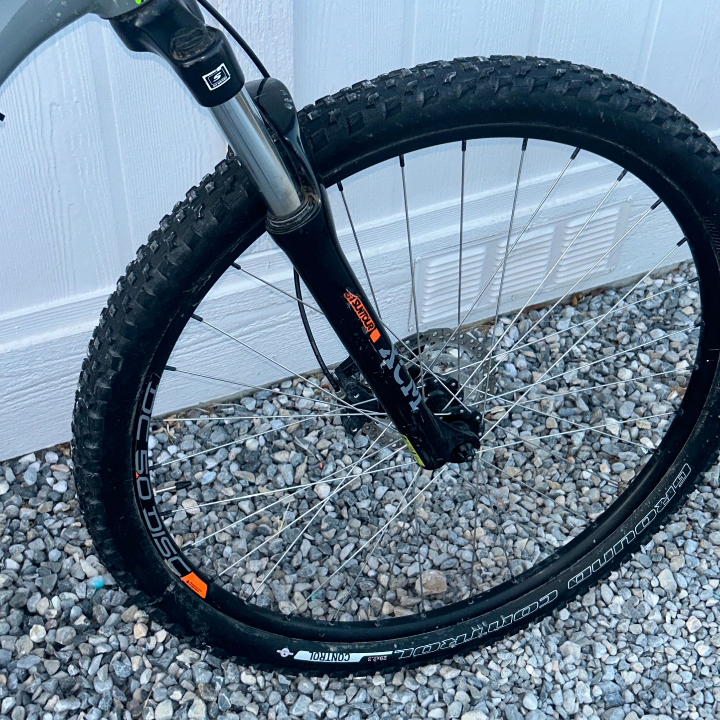 Cannondale Trail 7 Hardtail Mountain Bike Size Large Grey Used