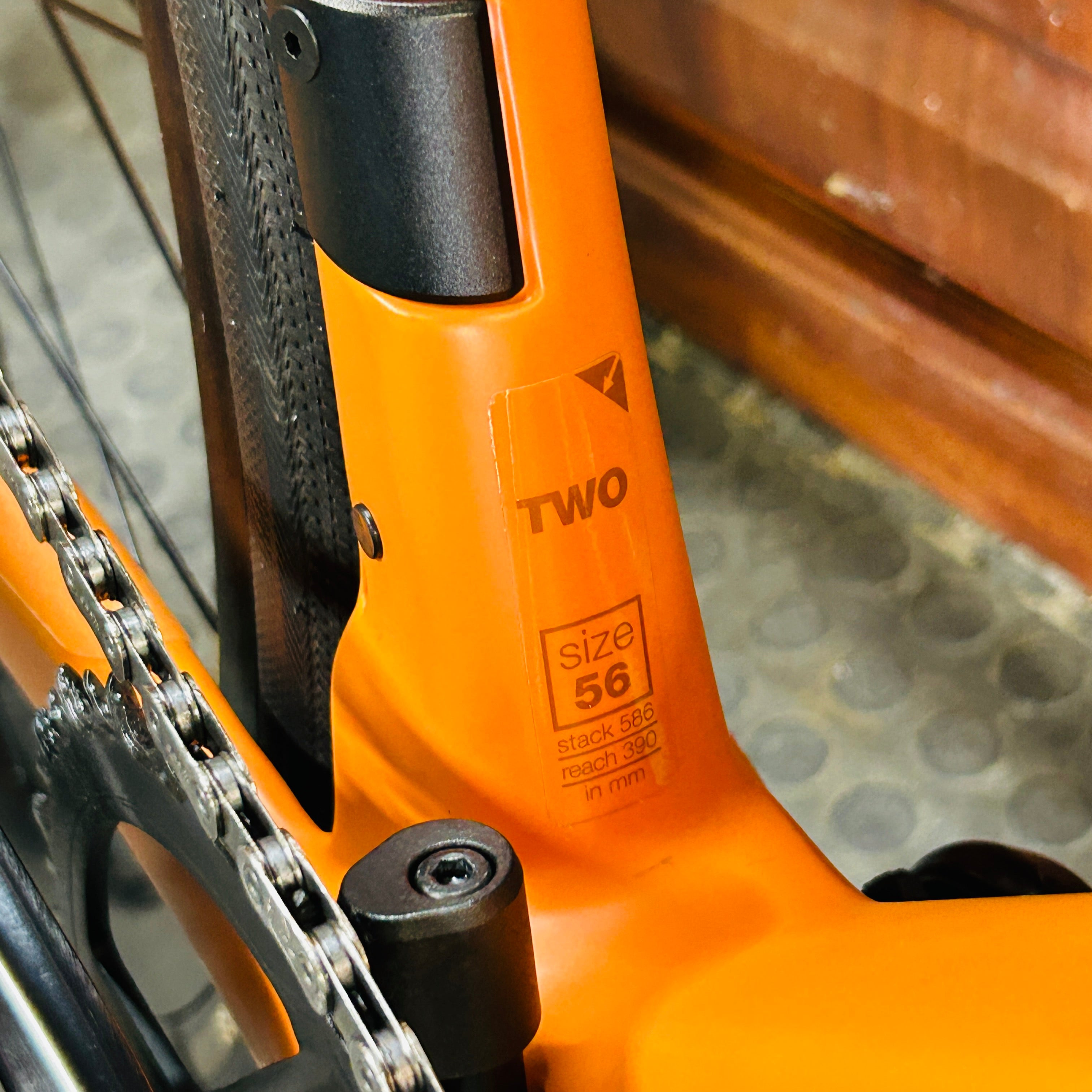 2022 BMC Roadmachine X TWO Orange 56 cm Road & Light Gravel Bike