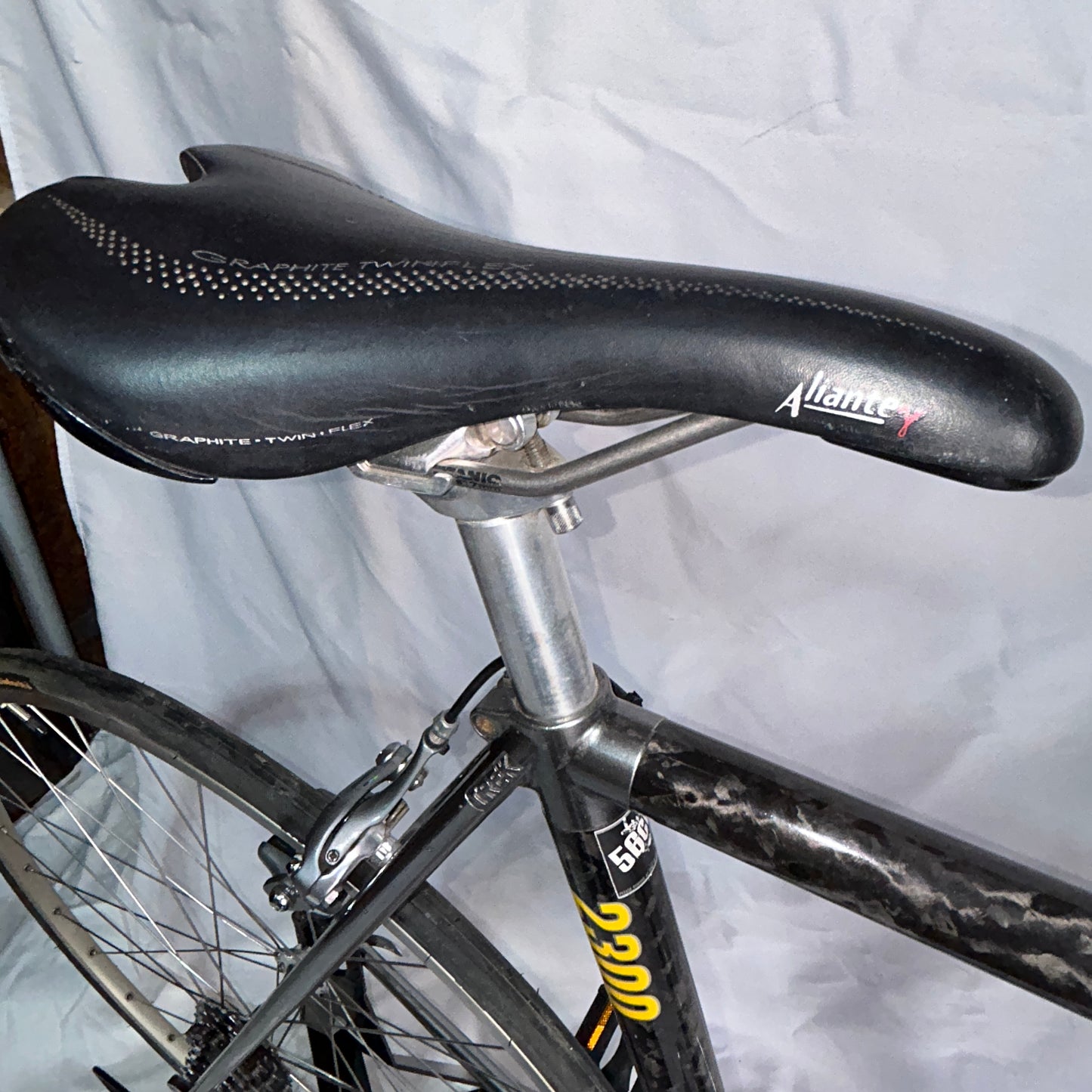 Trek 2300 Carbon ZX 56cm Road Bike – Early 90s Shimano 600 Carbon Classic