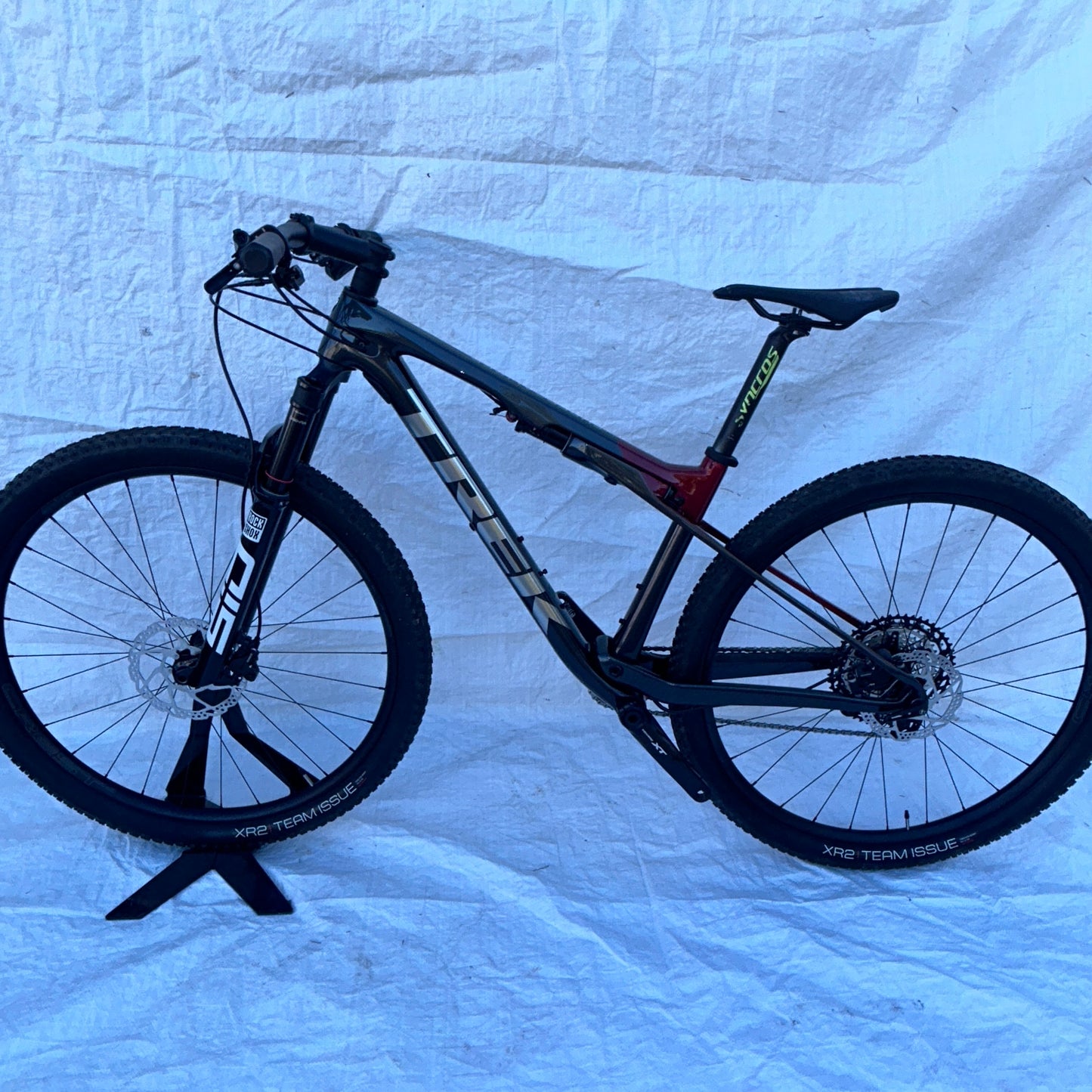 Trek Supercaliber 9.7 Gen 1 Med Full Suspension Mountain Bike, 2023