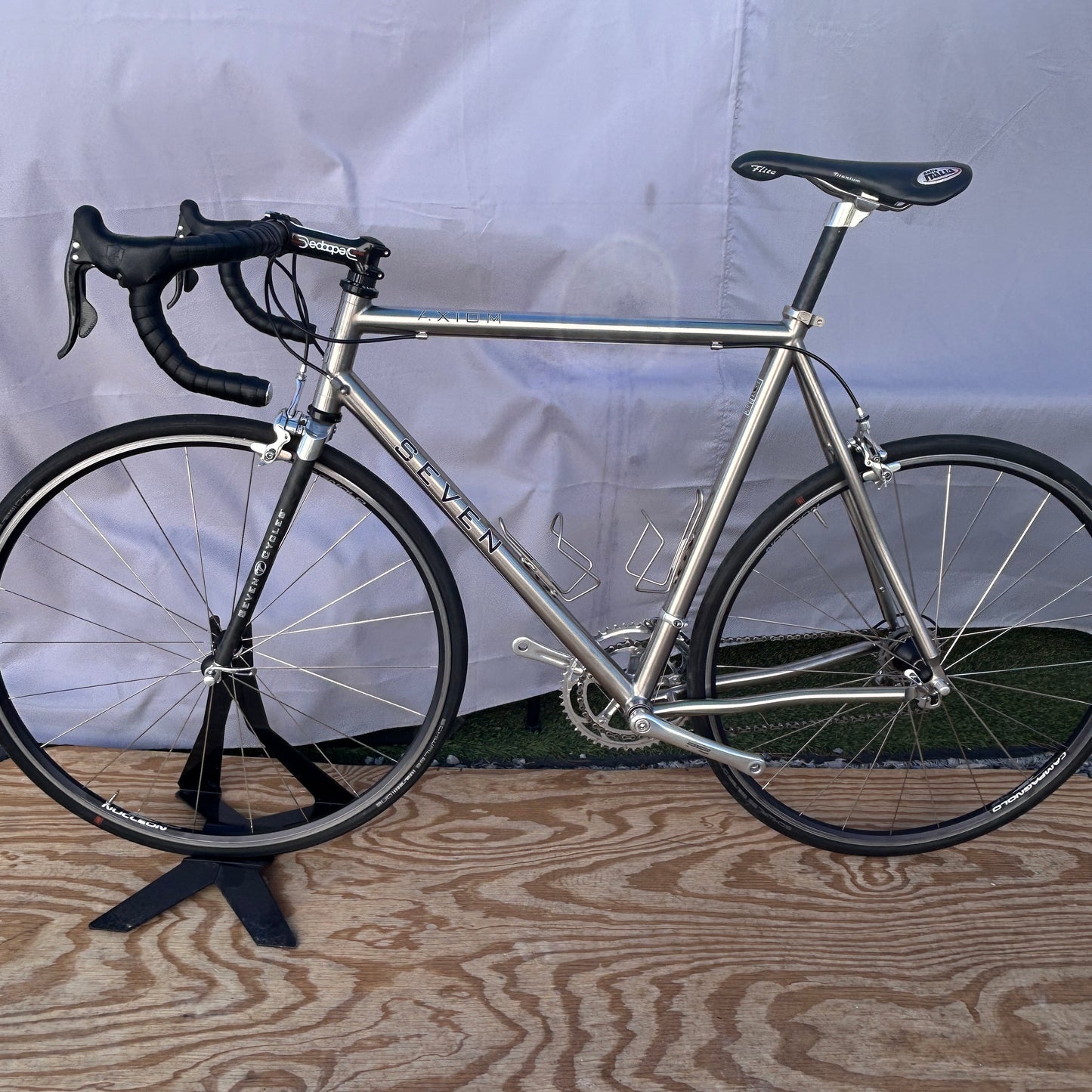 Seven Cycles Axium Road Bike 56 cm Campagnolo Record Nucleon