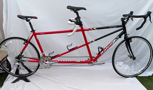 2003 Raleigh Pursuit Road Tandem Captain/Stoker Red/Black 700c