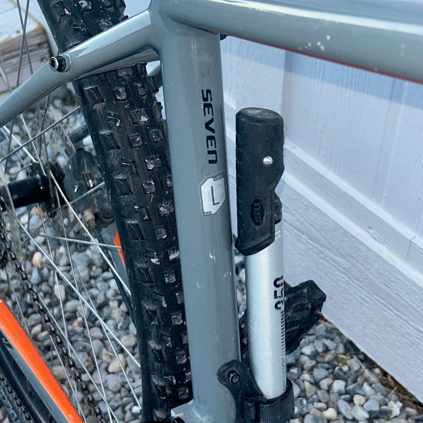 Cannondale Trail 7 Hardtail Mountain Bike Size Large Grey Used