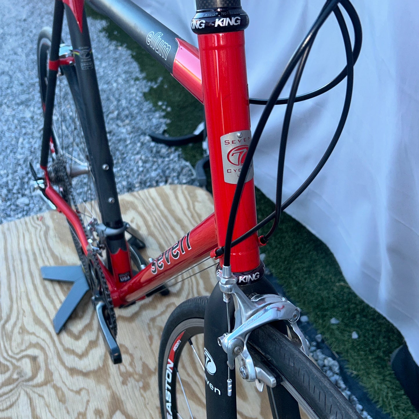 Seven Cycles Elium Road Bike 60 cm custom Shimano Easton