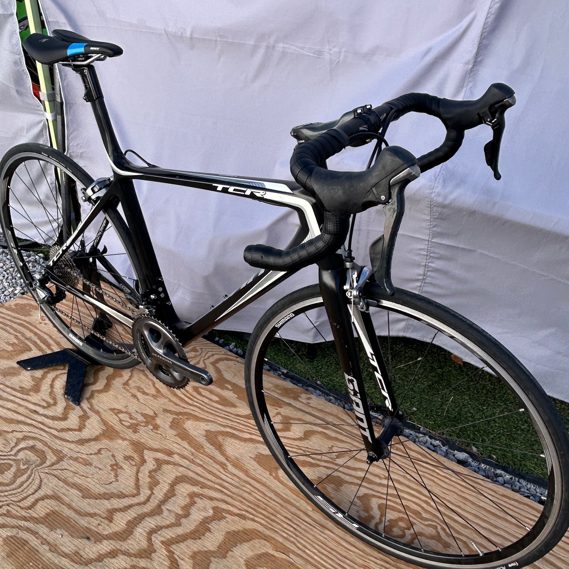 2015 Giant TCR Advanced SL MD Carbon Road Bike – Pahrump Cyclery