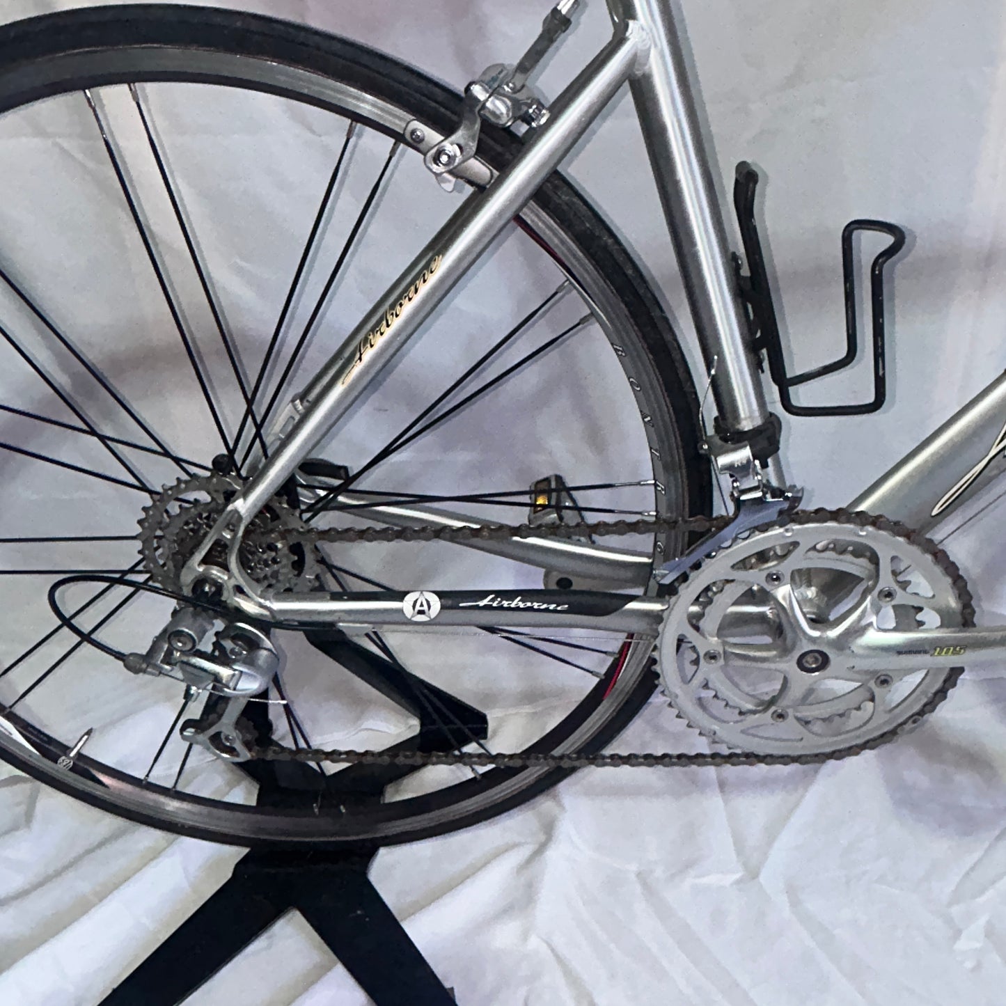 Airborne Road Bike 56cm Shimano 105 Carbon Fork Bontrager Wheels