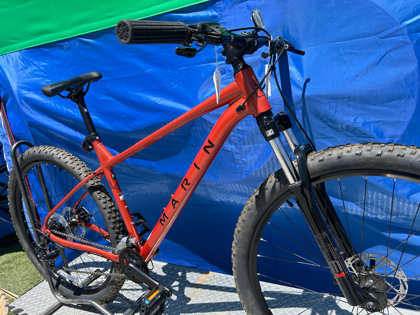 Marin Bolinas Ridge 1  29" Hardtail Mountain Bike