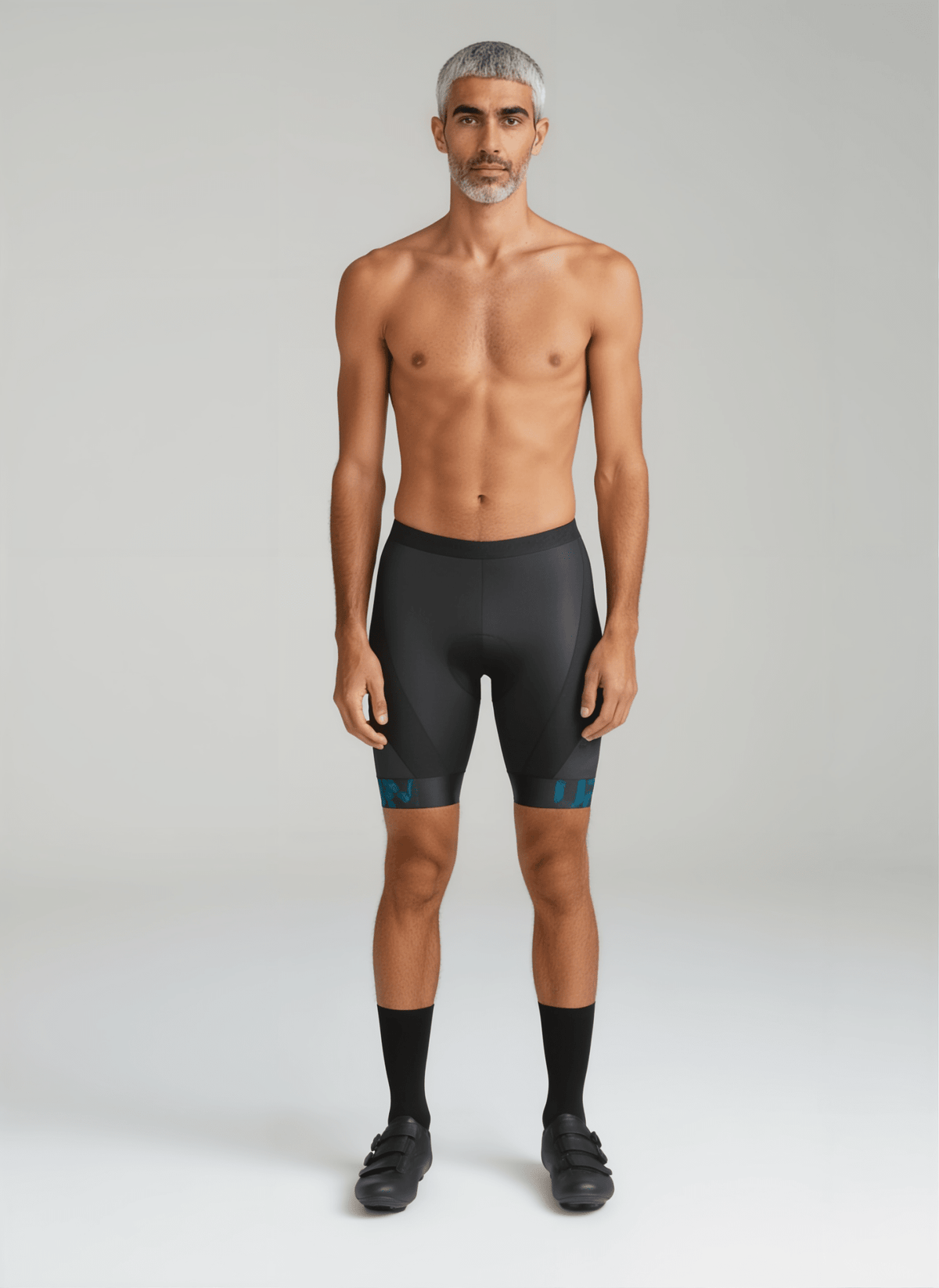 Men’s Pro Padded Cycling Shorts — Performance Fit with Hidden Cargo Pockets
